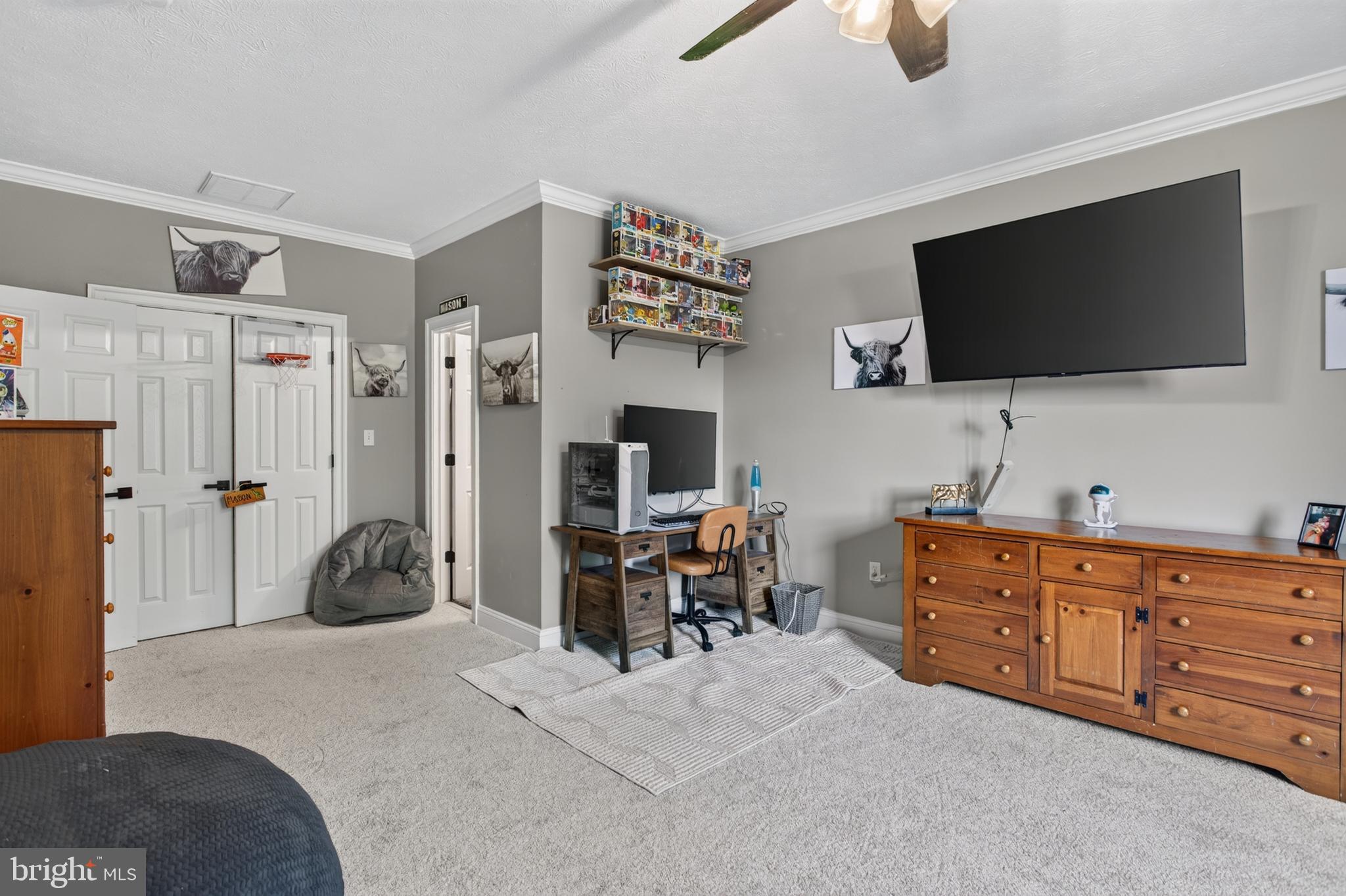 CHIMNEY HILL ESTATES - Residential