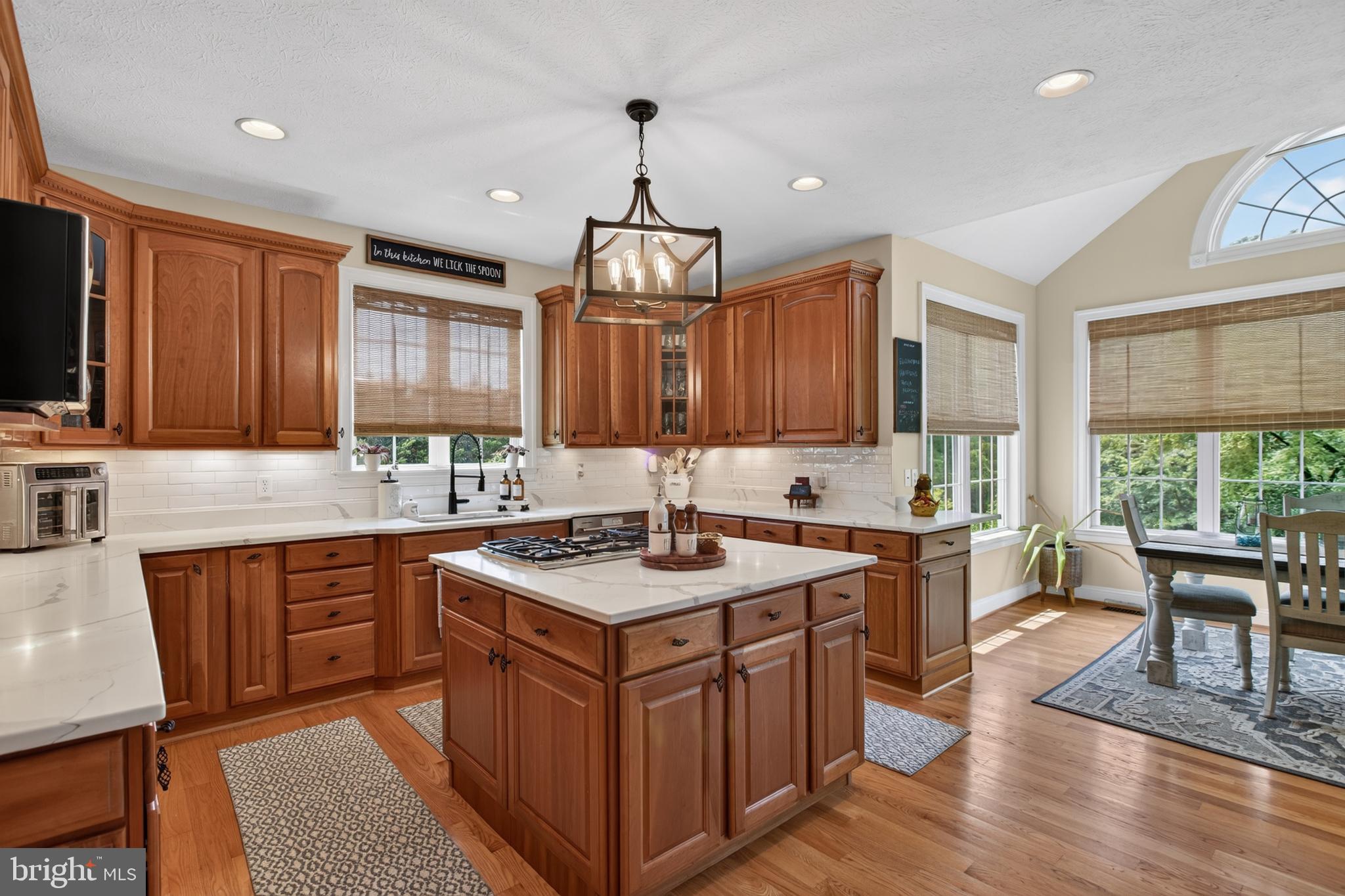 CHIMNEY HILL ESTATES - Residential