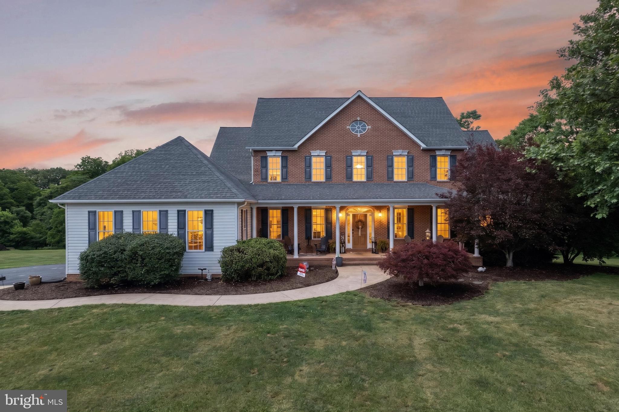 CHIMNEY HILL ESTATES - Residential