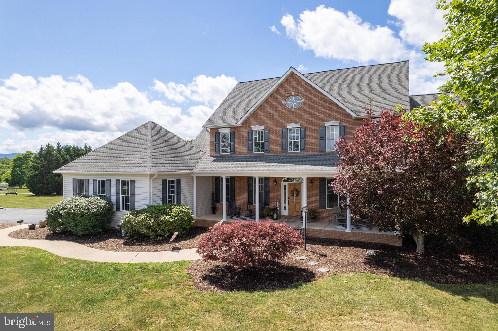 CHIMNEY HILL ESTATES - Residential