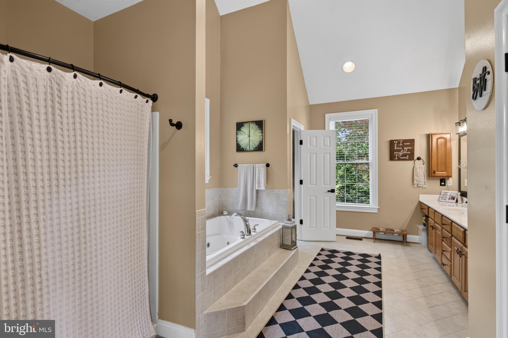 CHIMNEY HILL ESTATES - Residential