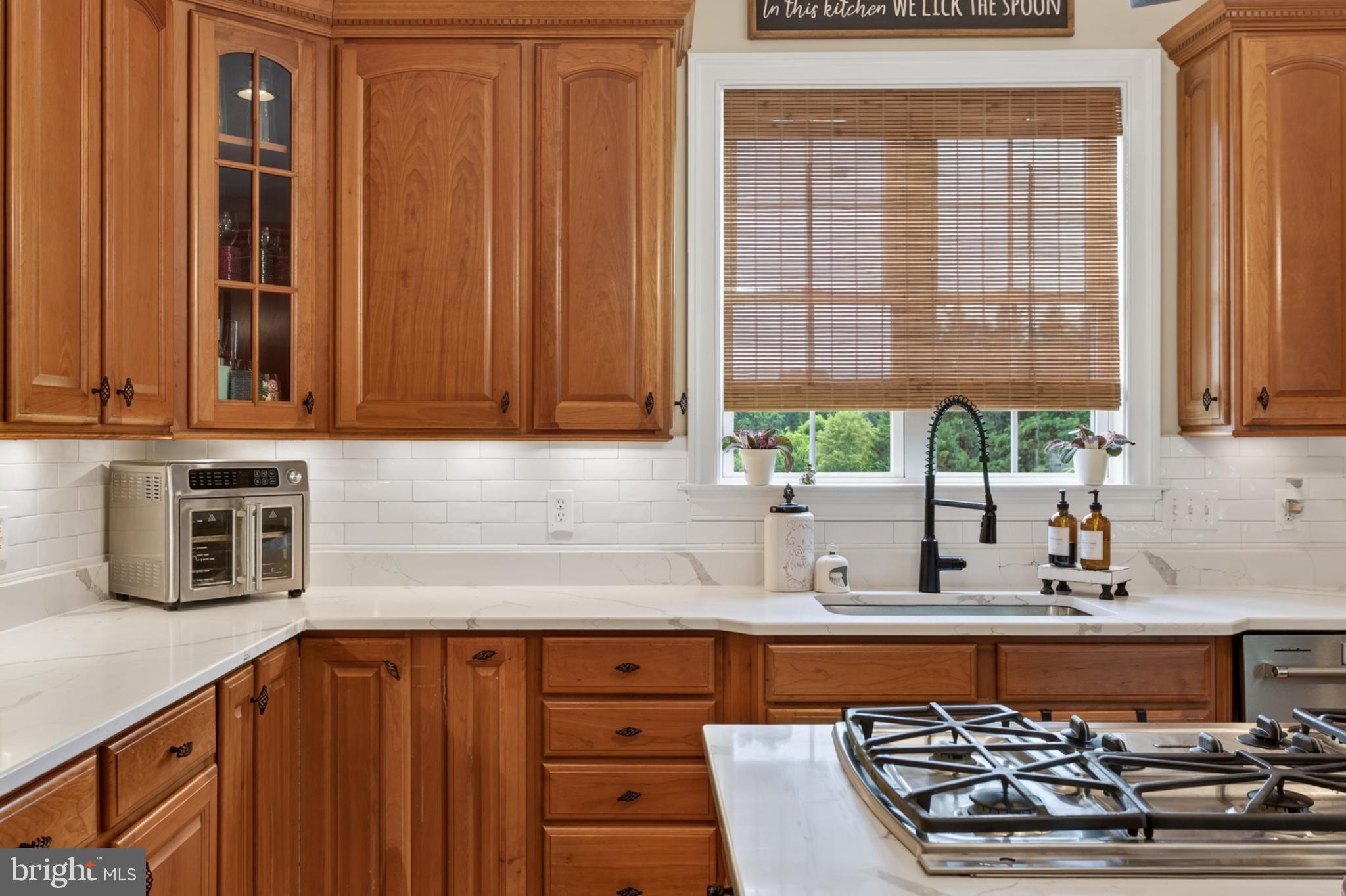 CHIMNEY HILL ESTATES - Residential