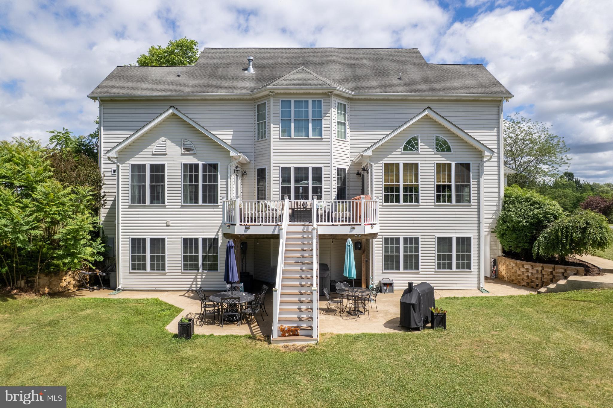 CHIMNEY HILL ESTATES - Residential