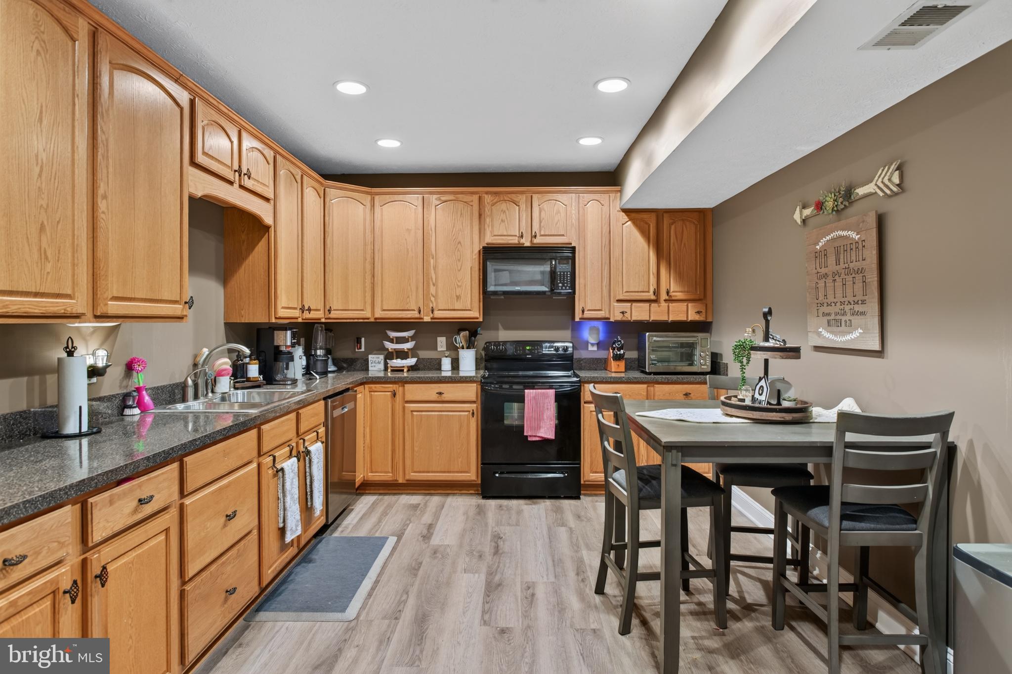 CHIMNEY HILL ESTATES - Residential
