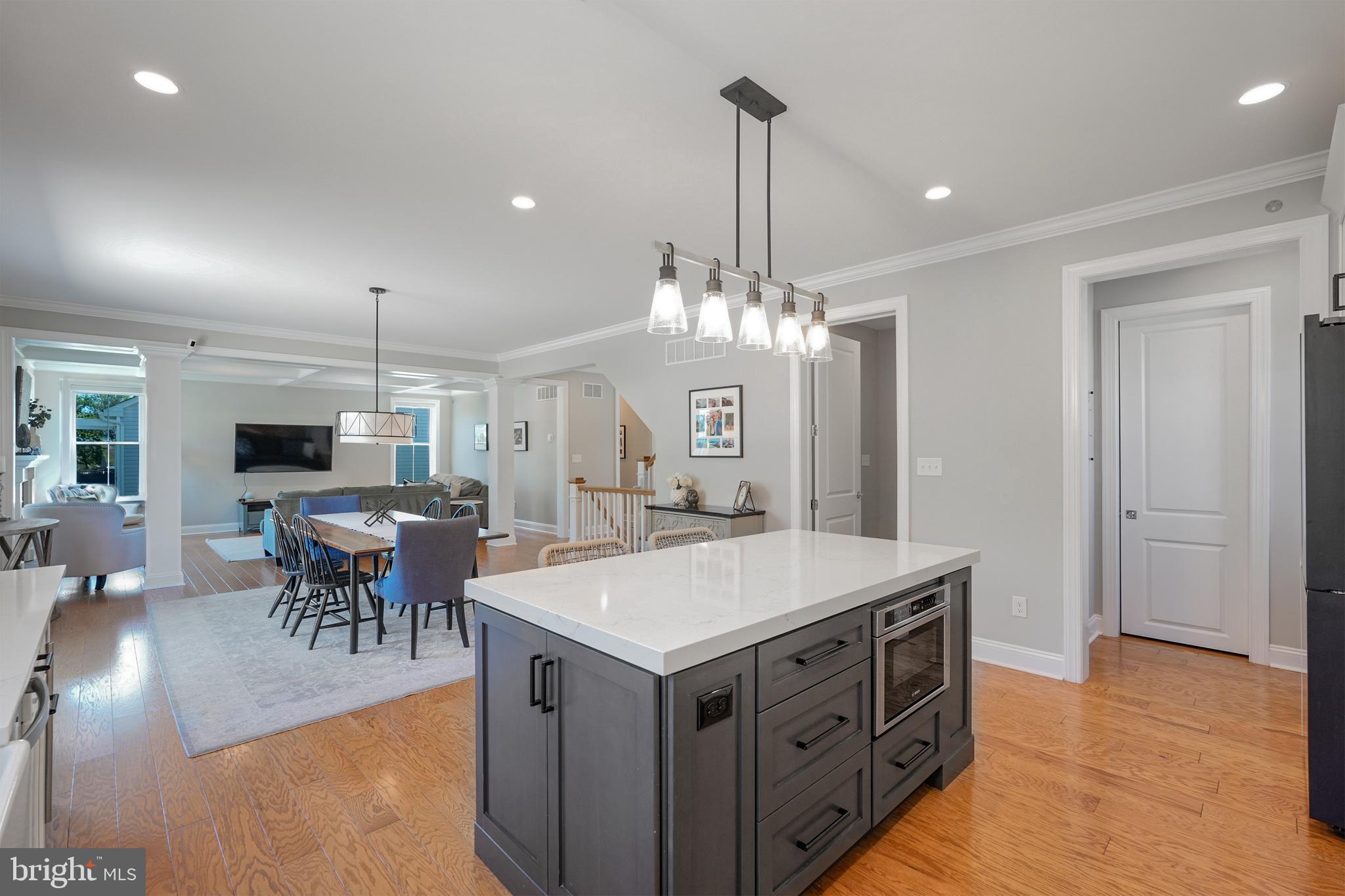 PLYMOUTH VALLEY ESTATES - Residential