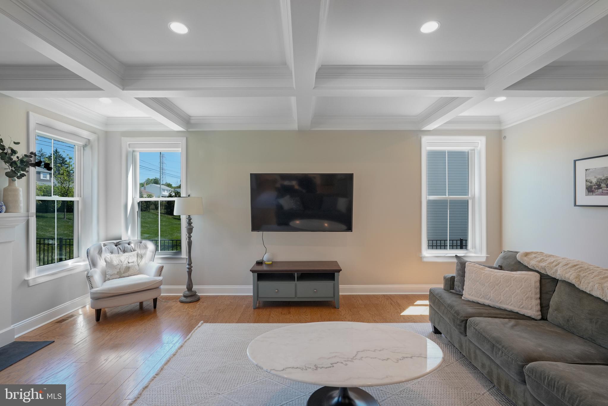 PLYMOUTH VALLEY ESTATES - Residential