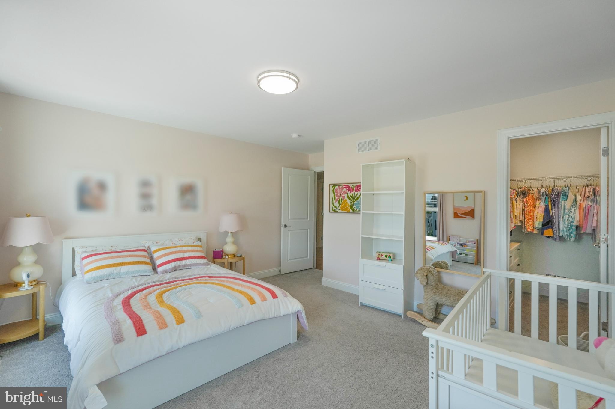 PLYMOUTH VALLEY ESTATES - Residential