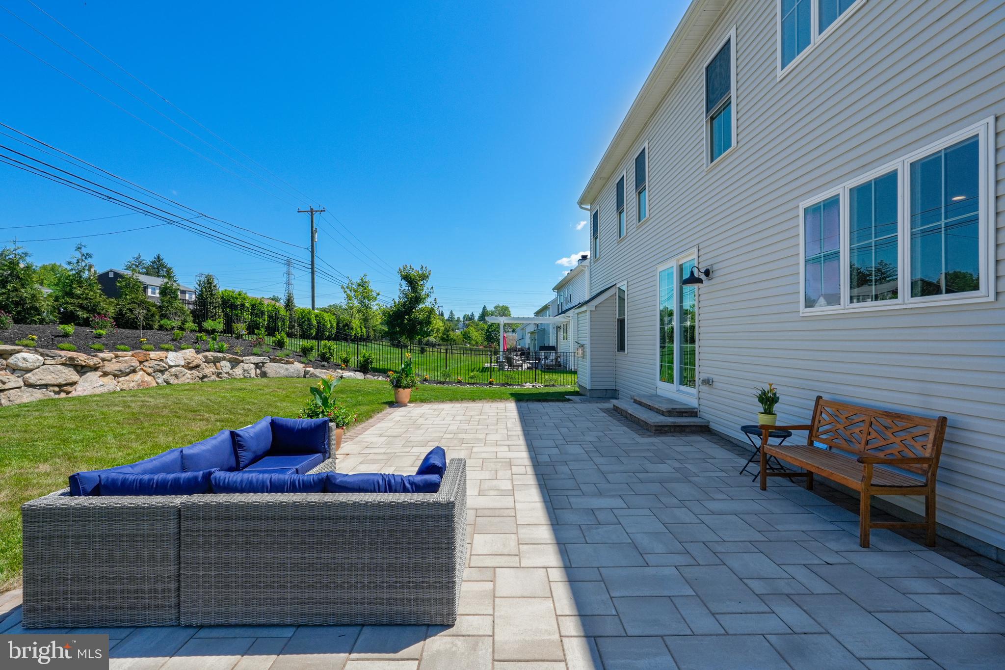 PLYMOUTH VALLEY ESTATES - Residential