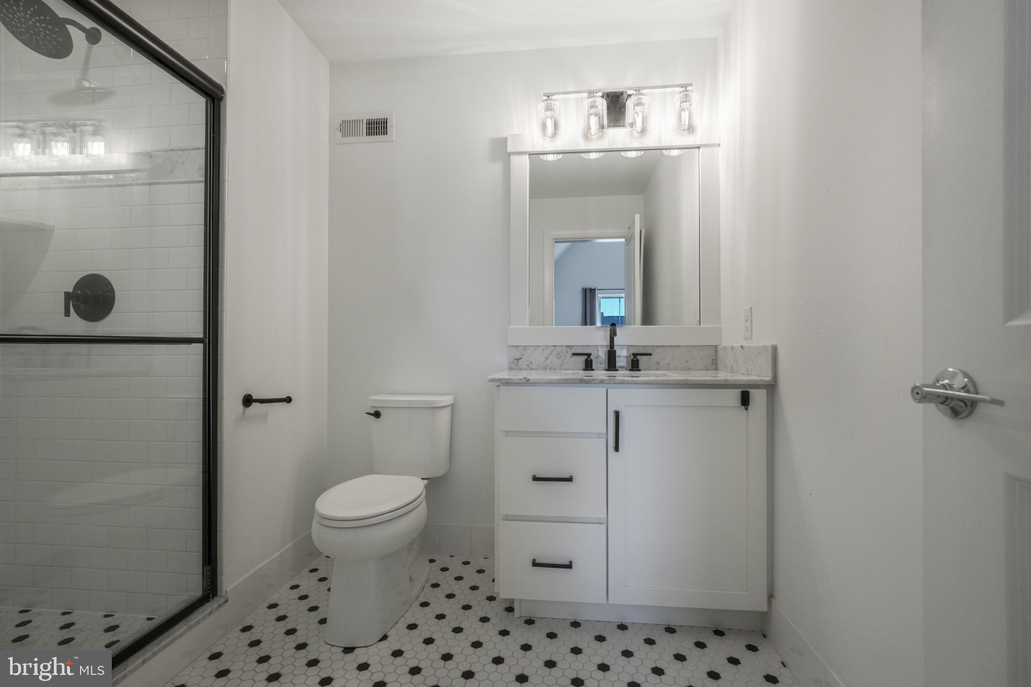 PLYMOUTH VALLEY ESTATES - Residential