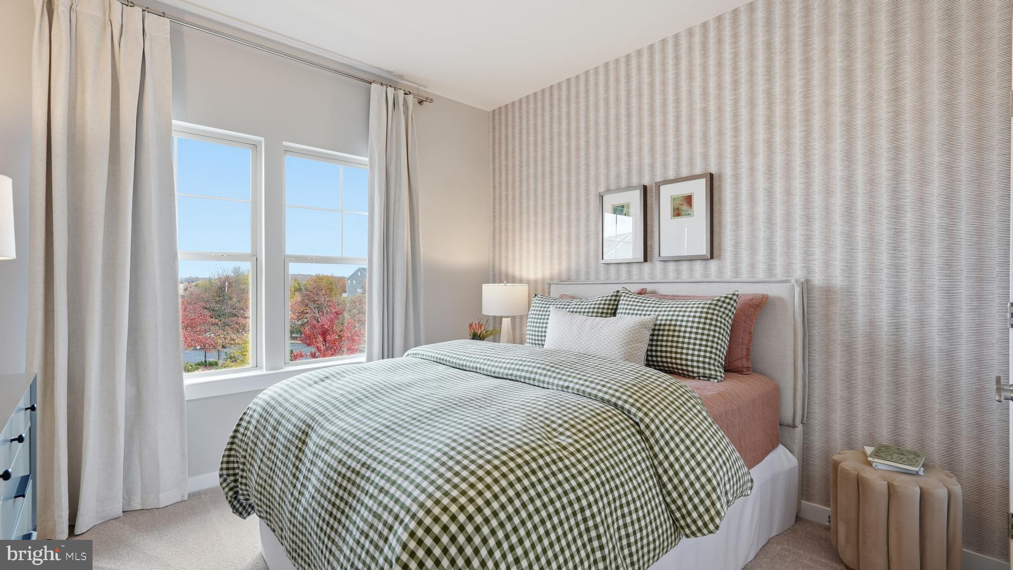 POTOMAC SHORES - Residential