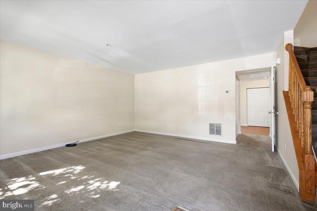 CHESAPEAKE LANDING - Residential