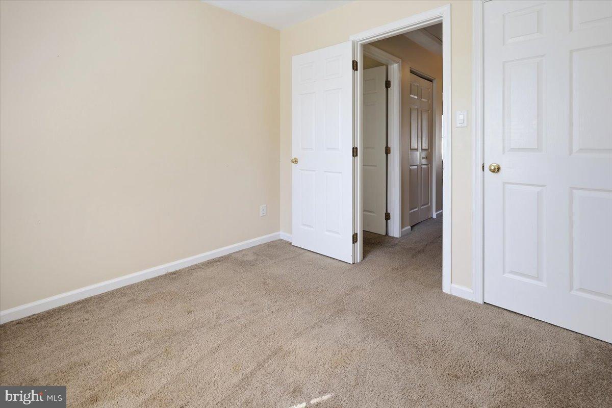 CHESAPEAKE LANDING - Residential