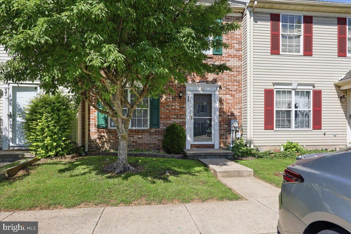 CHESAPEAKE LANDING - Residential