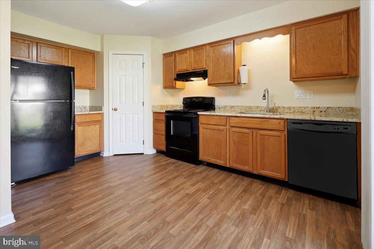 CHESAPEAKE LANDING - Residential
