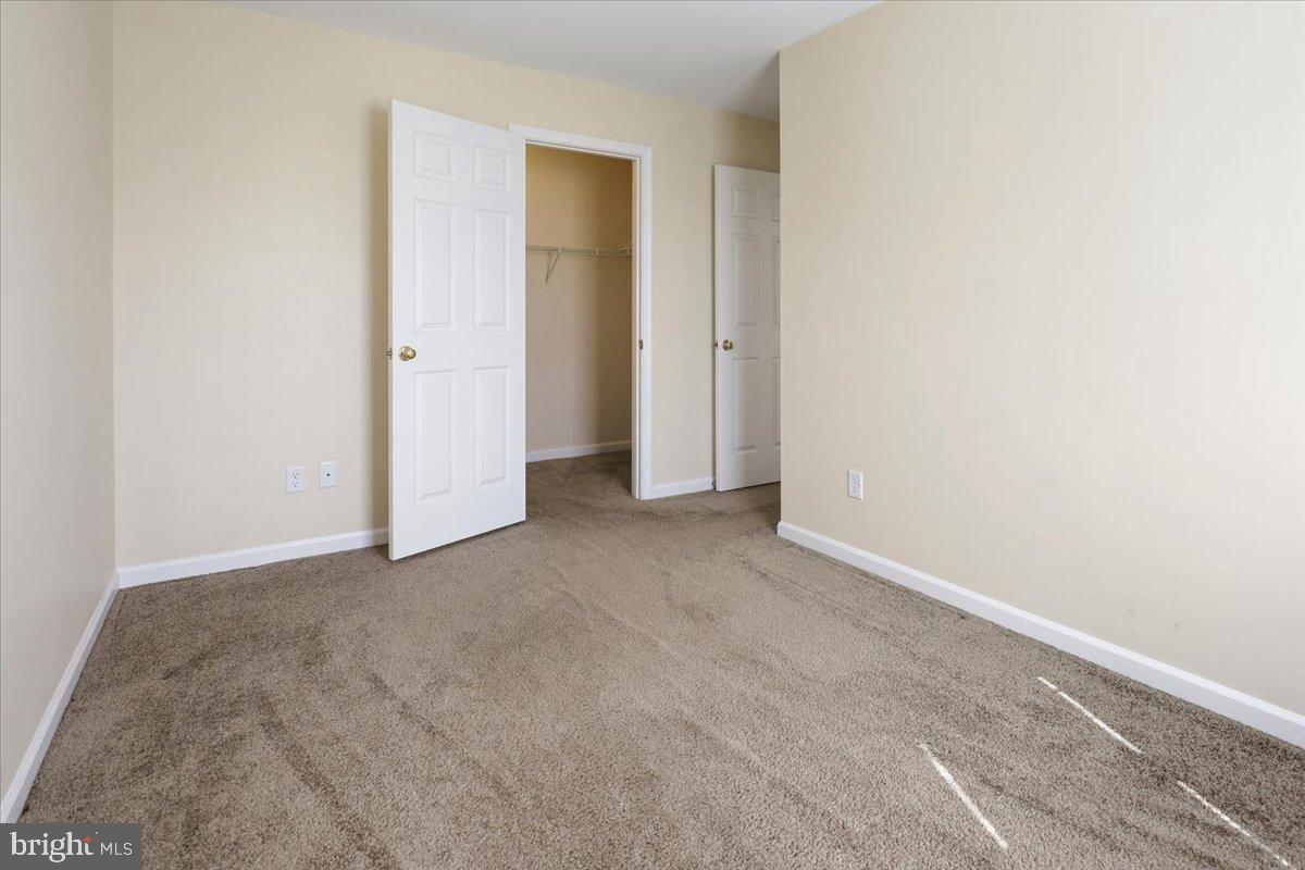 CHESAPEAKE LANDING - Residential