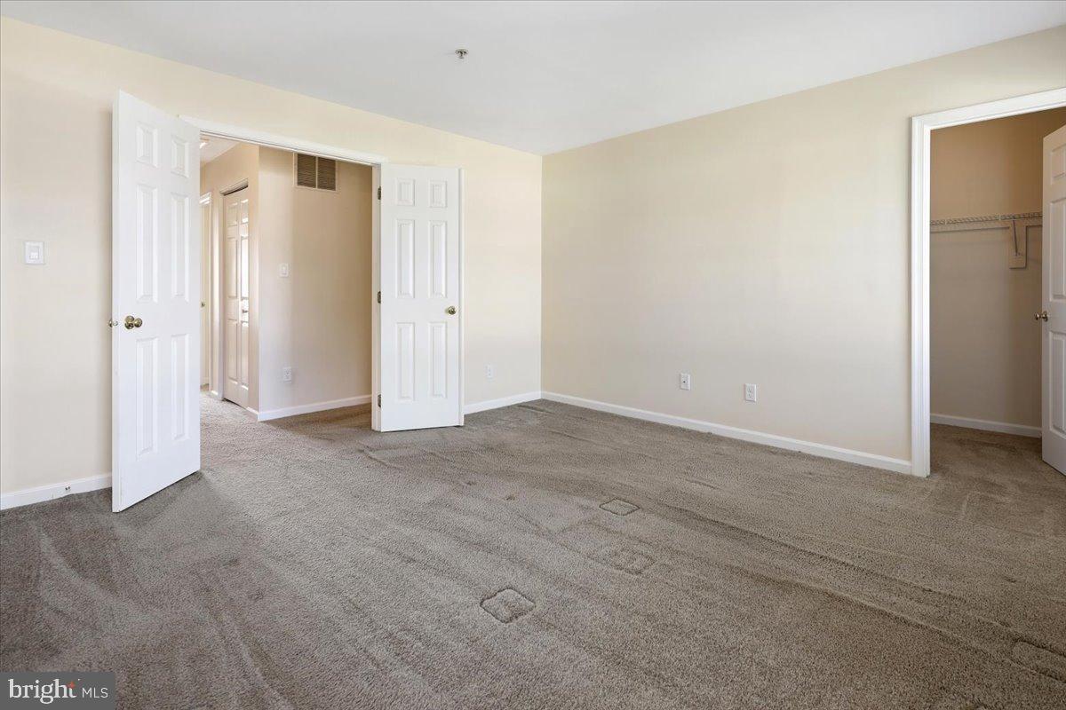 CHESAPEAKE LANDING - Residential