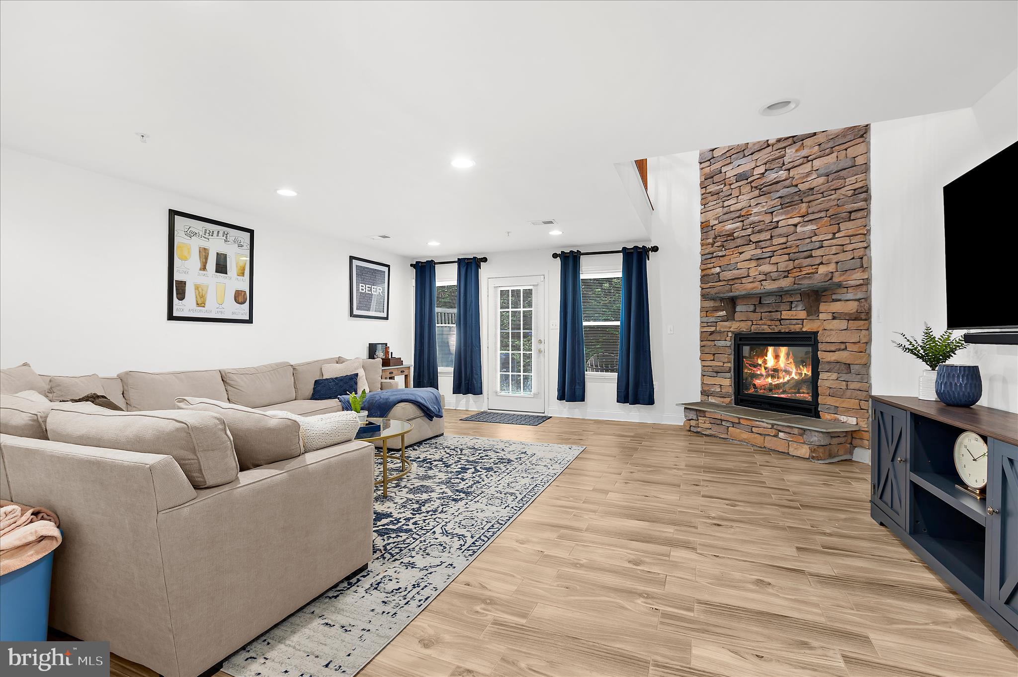 MCDONOGH CHASE - Residential