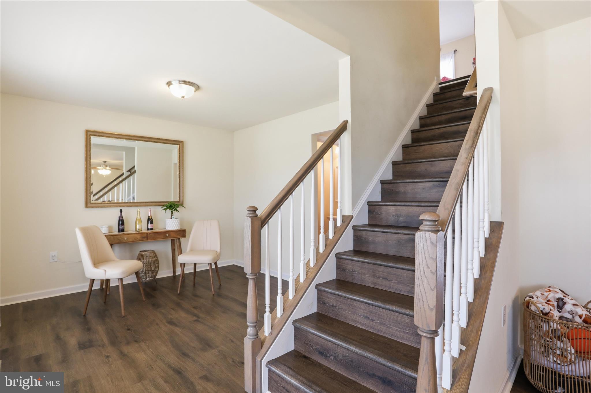 RED HILL - Residential