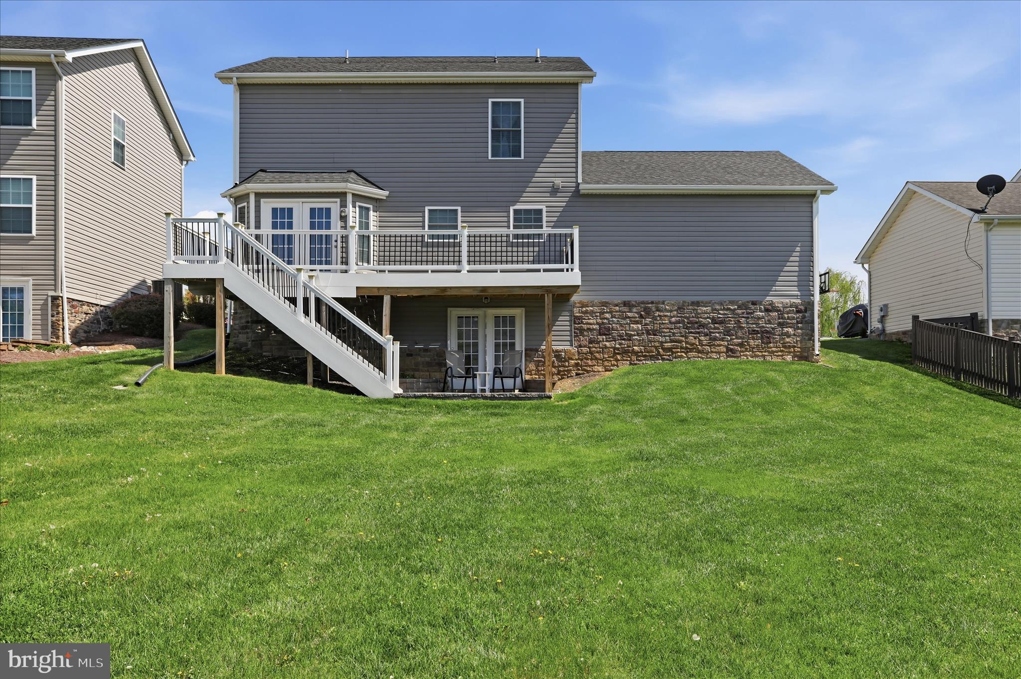RED HILL - Residential