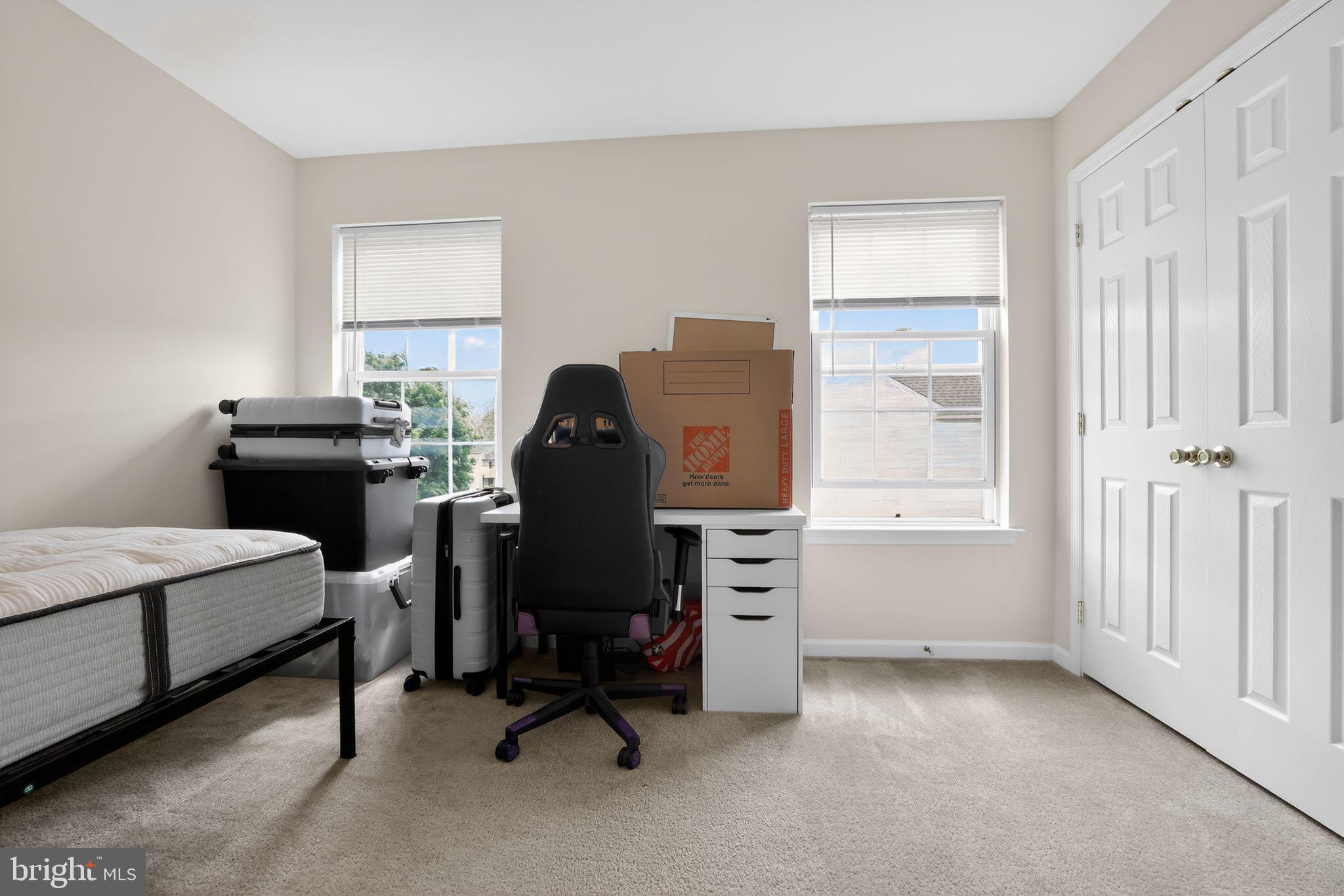 NON AVAILABLE - Residential