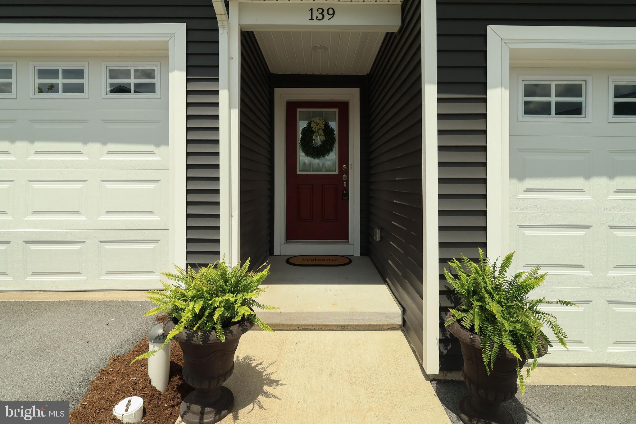 GRAYS POINTE - Residential