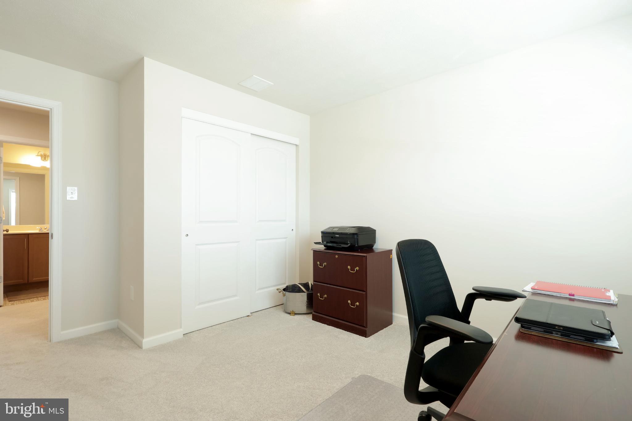 GRAYS POINTE - Residential