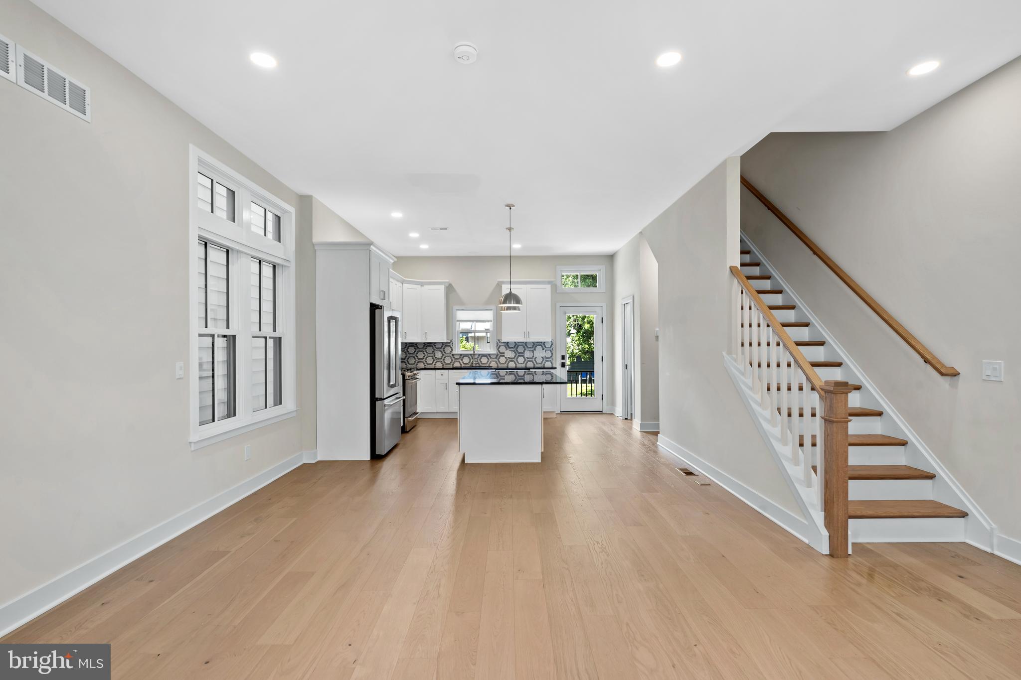 NEWTOWN ESTATES - Residential