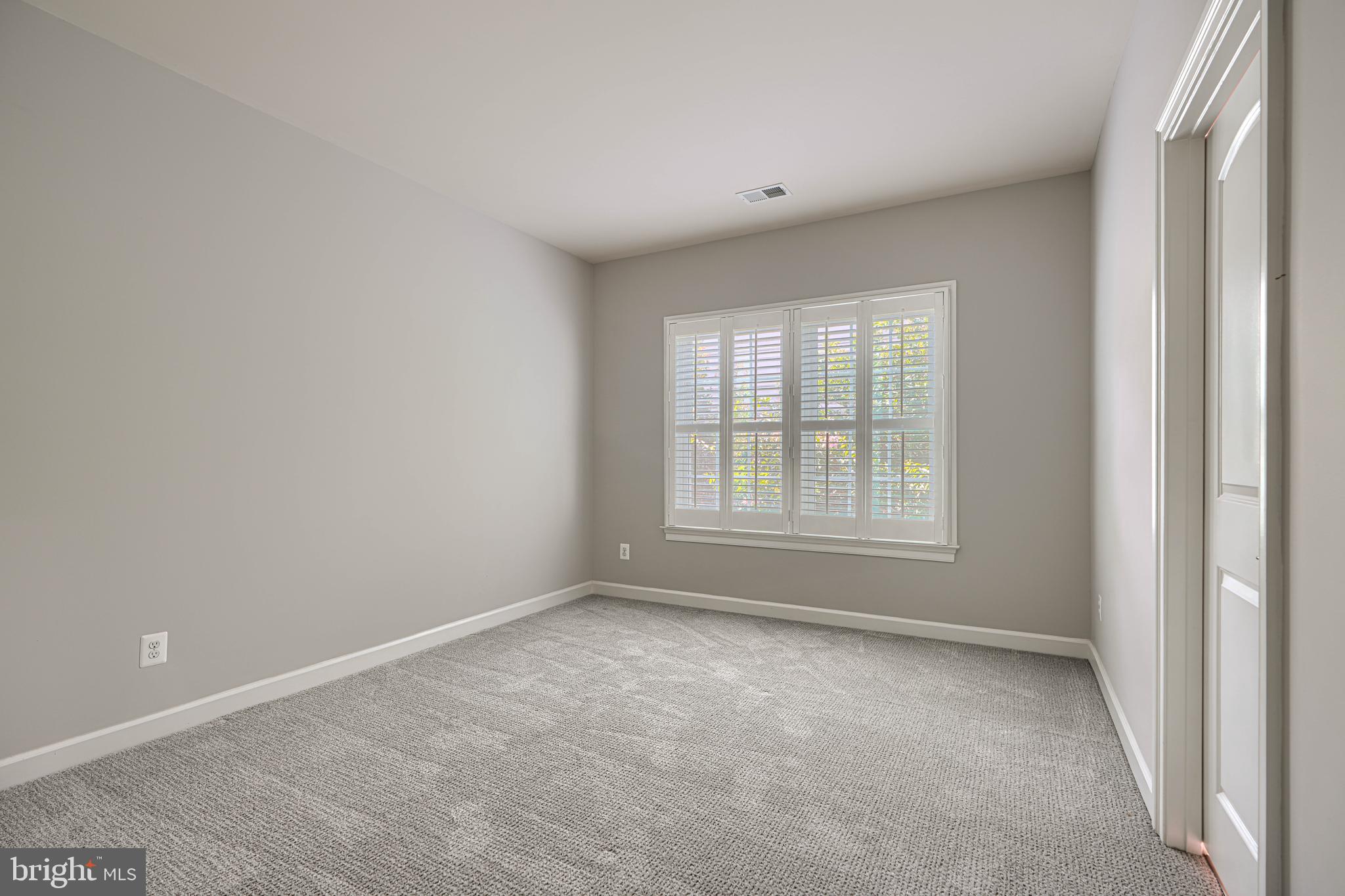 MEADOWVALE - Residential