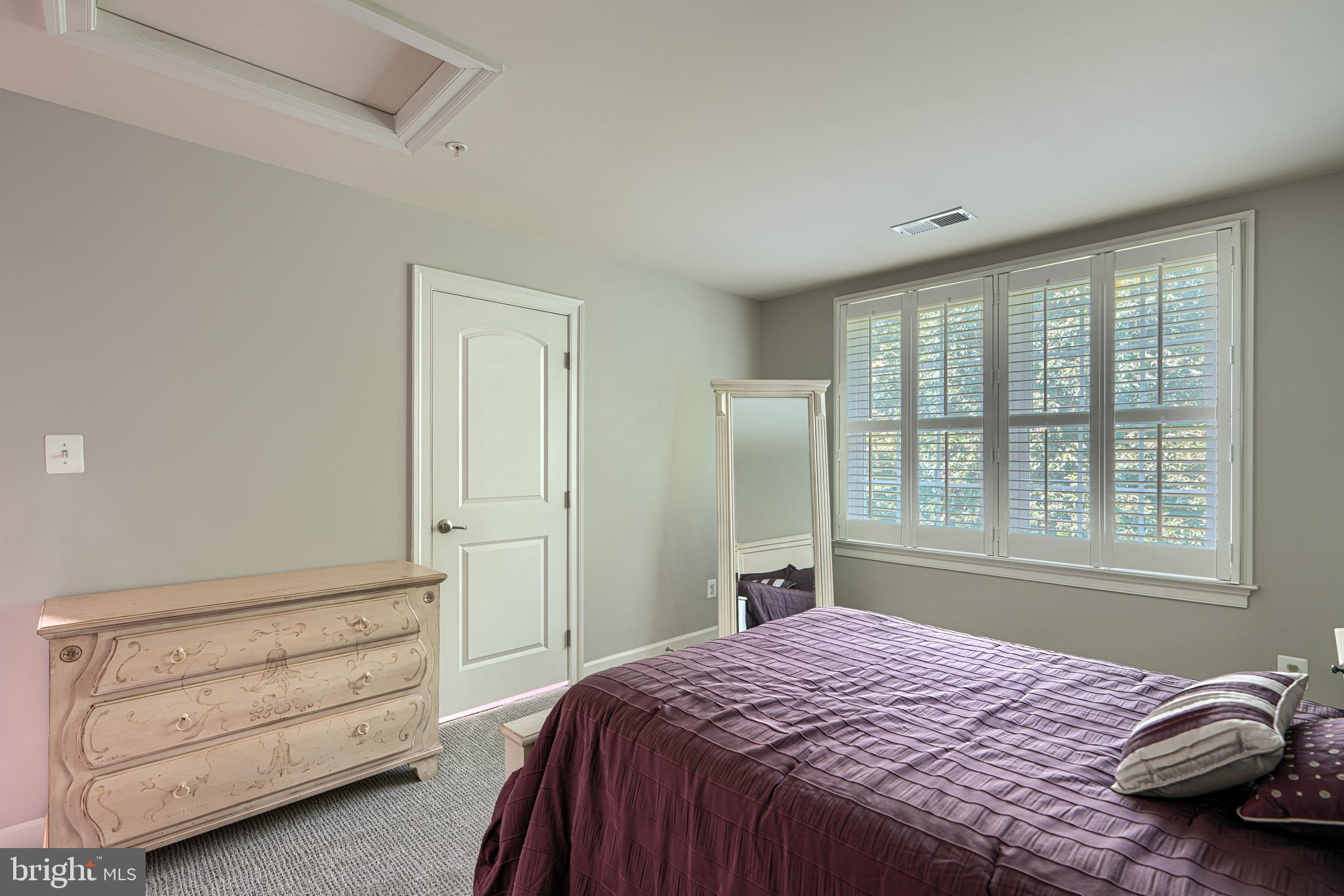MEADOWVALE - Residential