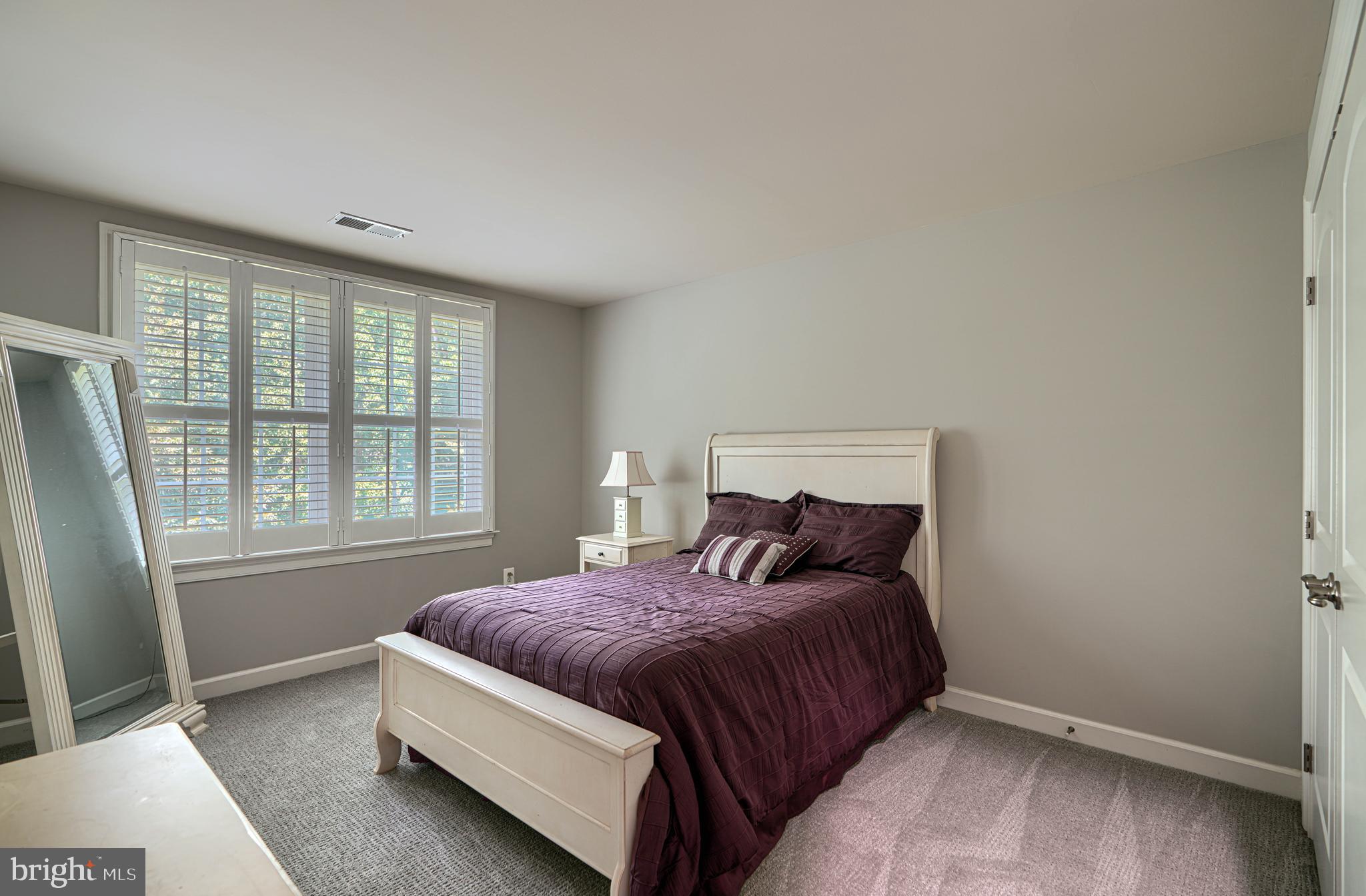 MEADOWVALE - Residential