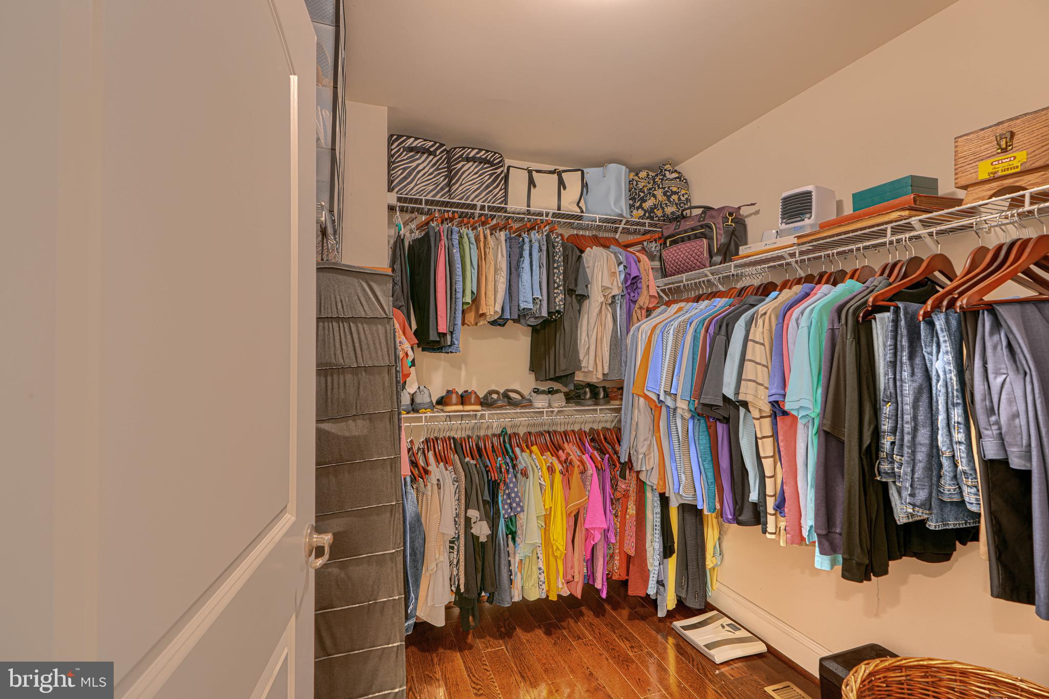 MEADOWVALE - Residential