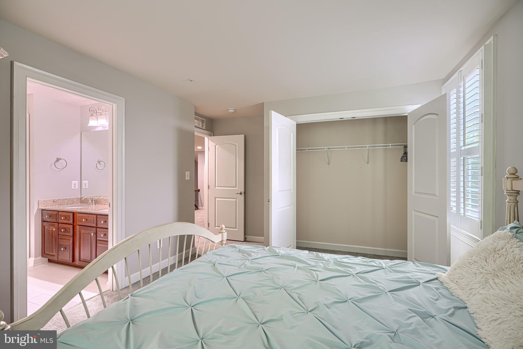 MEADOWVALE - Residential