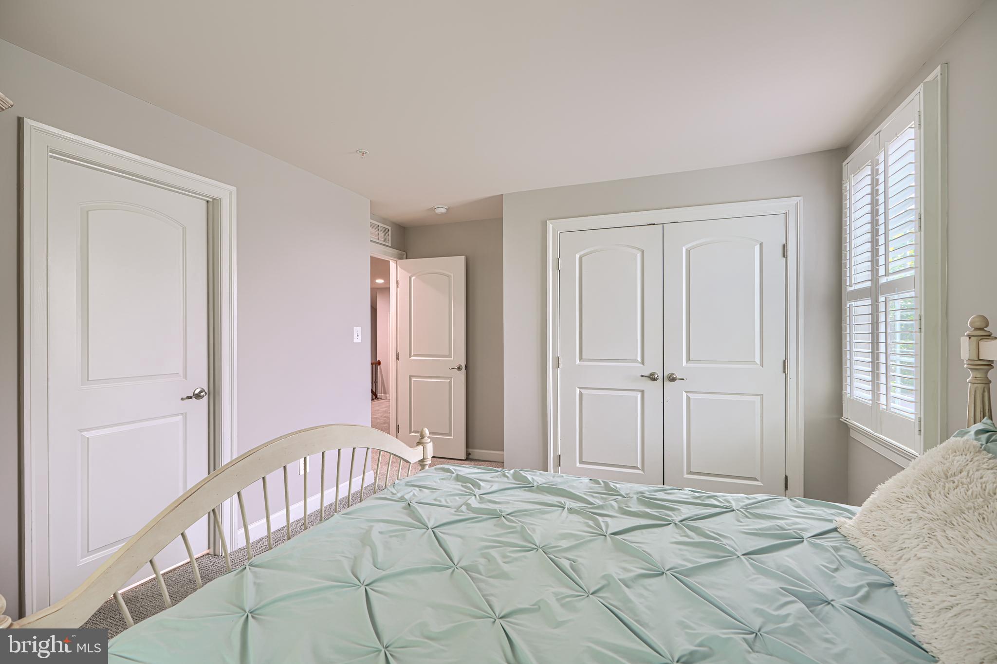MEADOWVALE - Residential