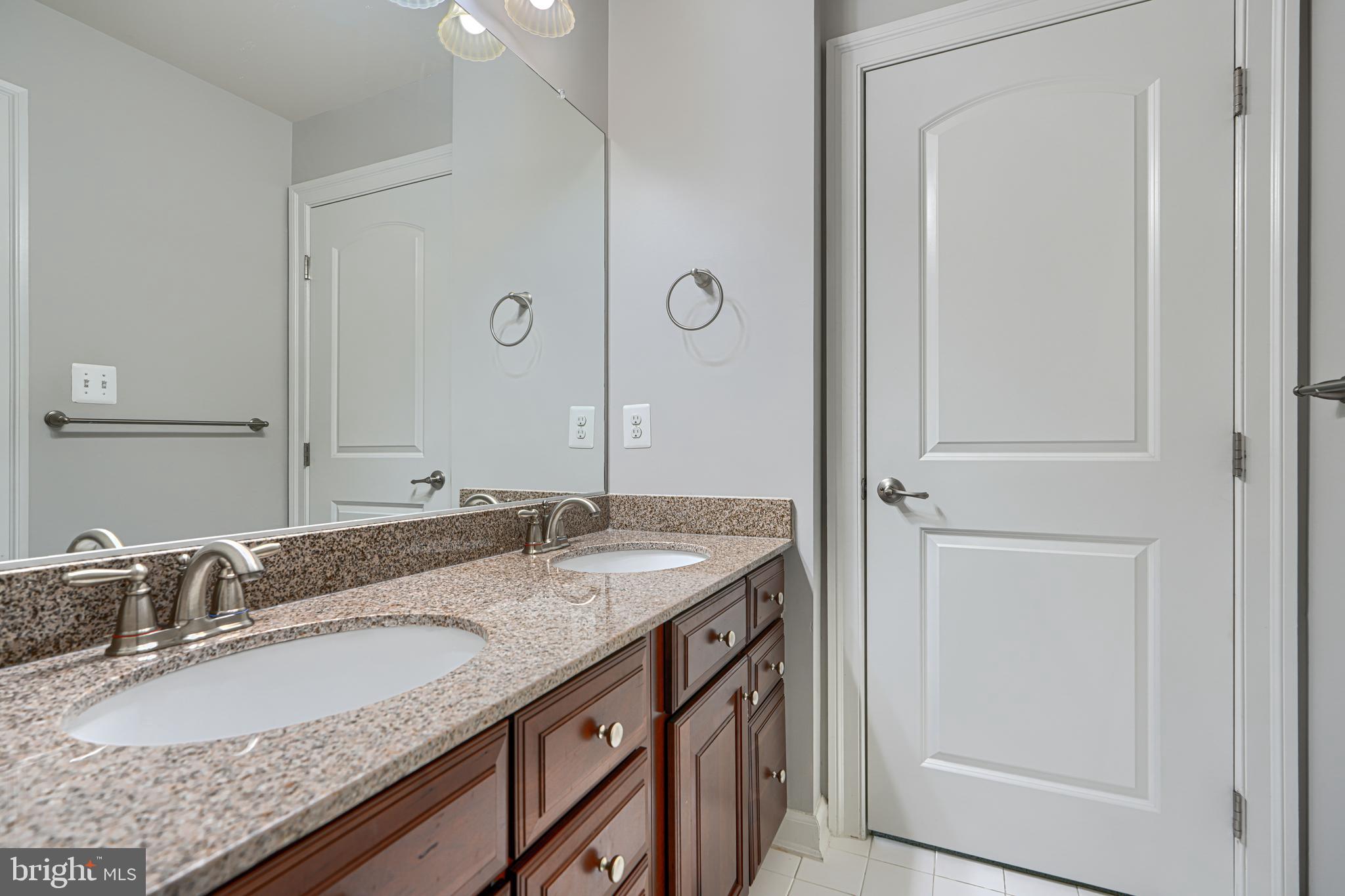 MEADOWVALE - Residential