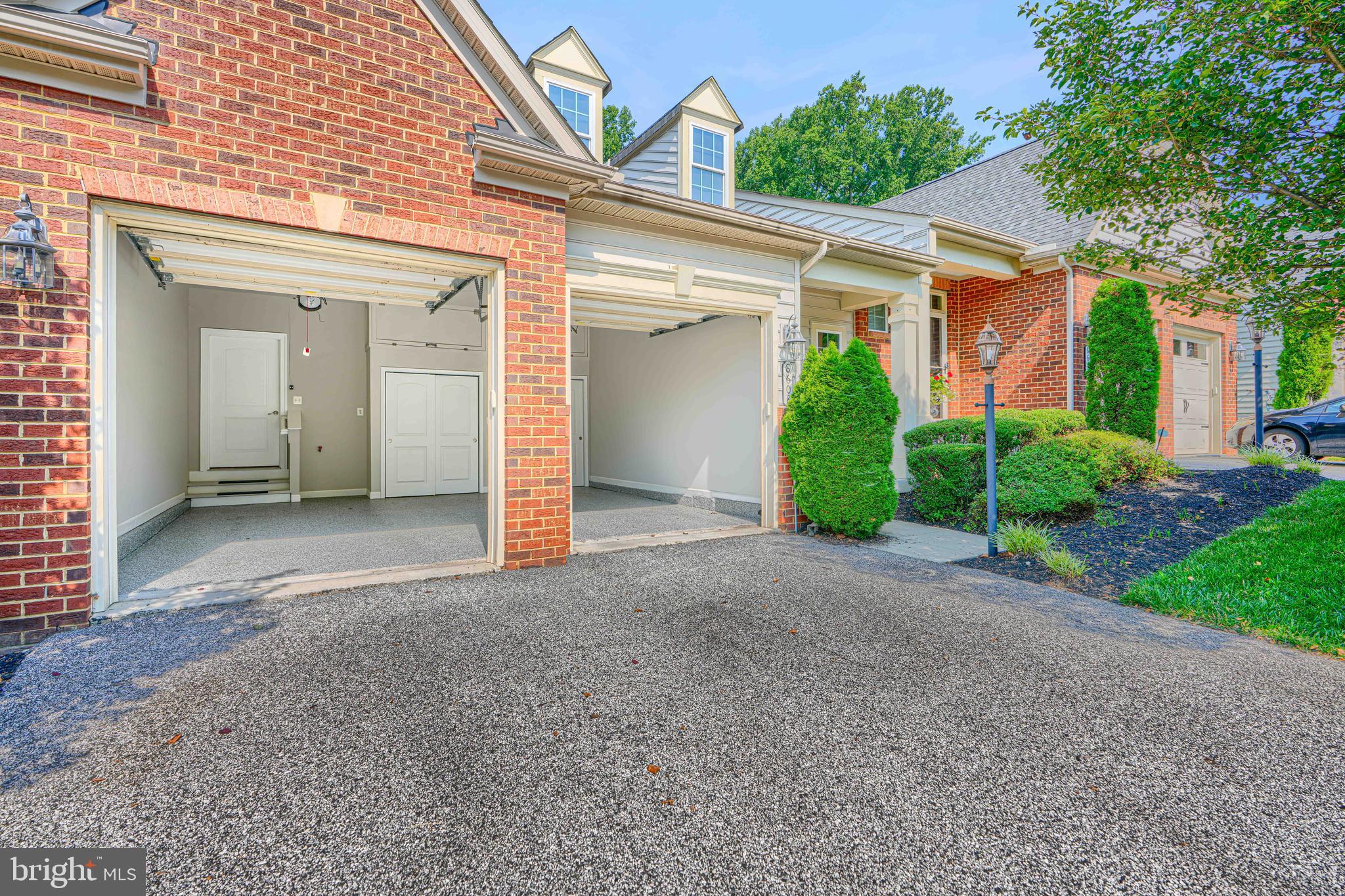 MEADOWVALE - Residential