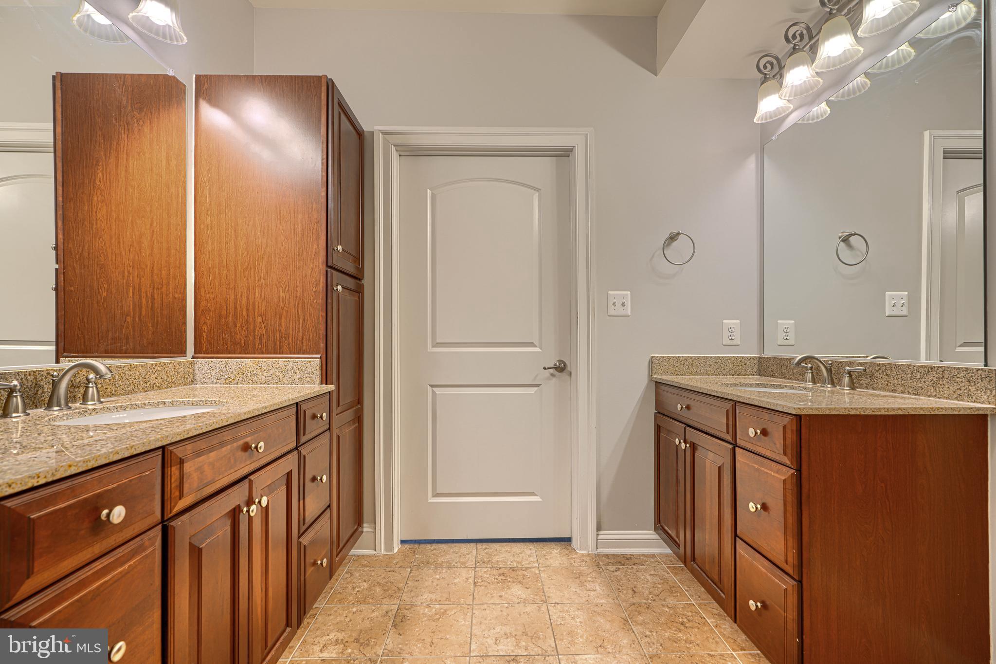 MEADOWVALE - Residential