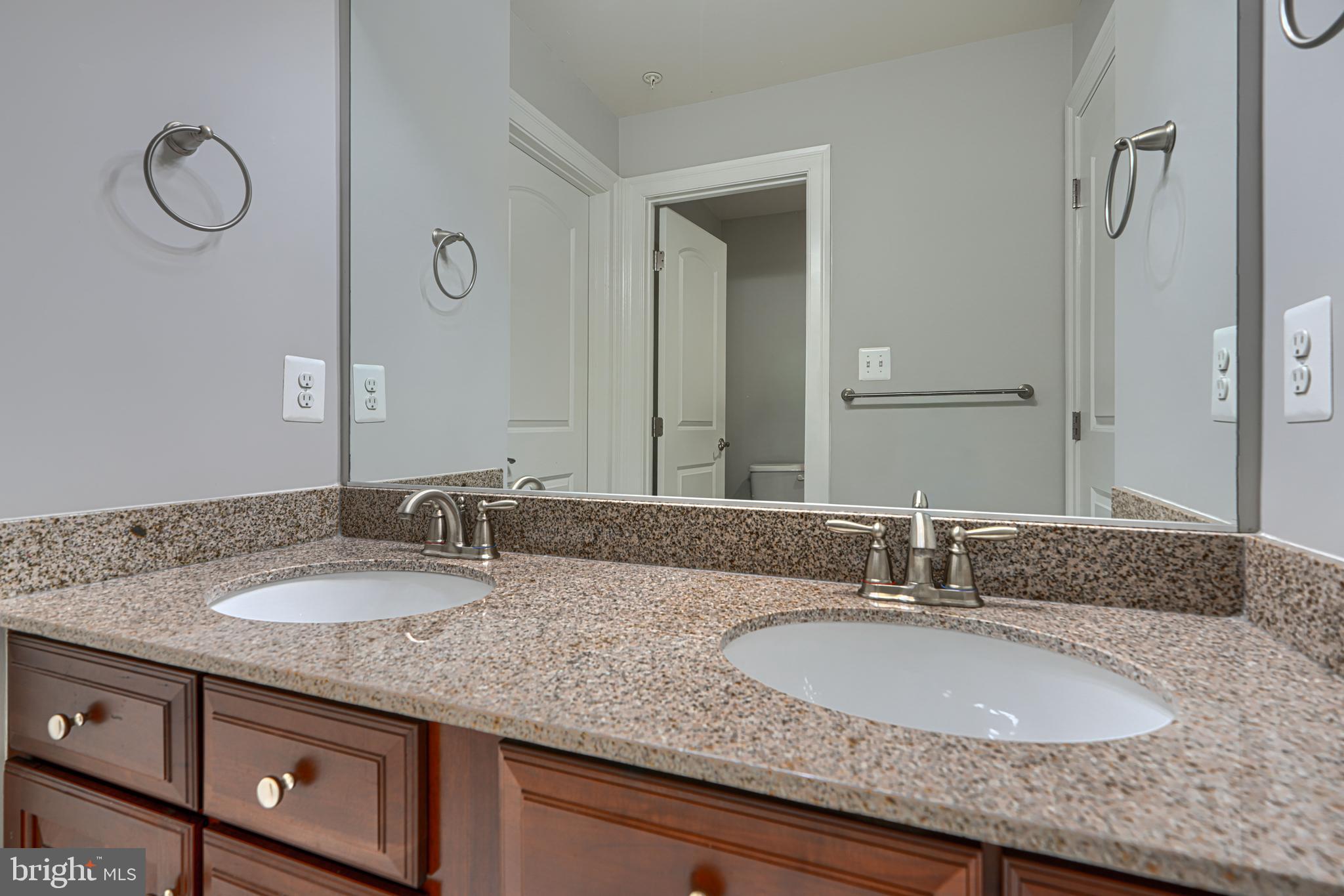 MEADOWVALE - Residential