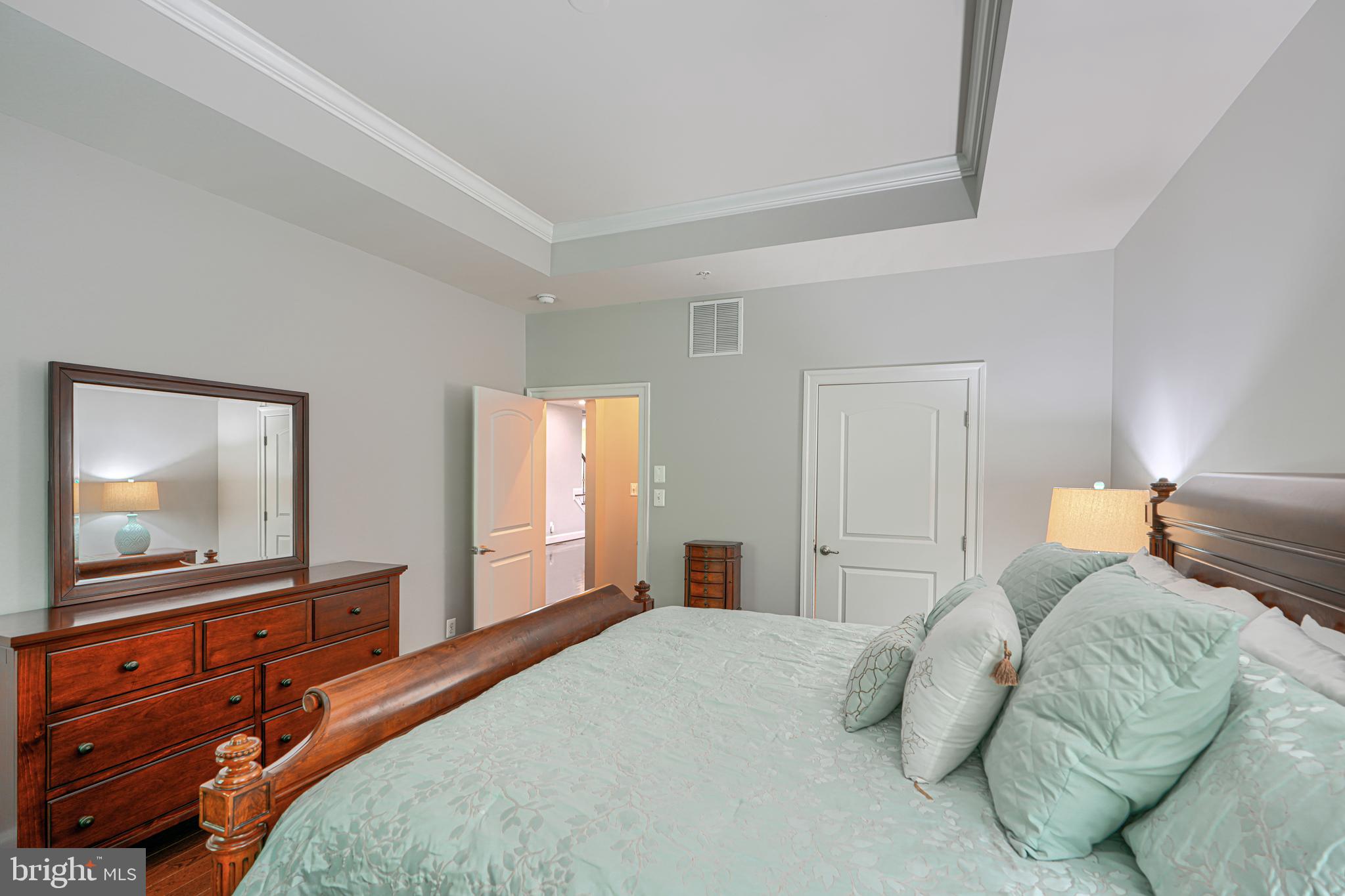 MEADOWVALE - Residential