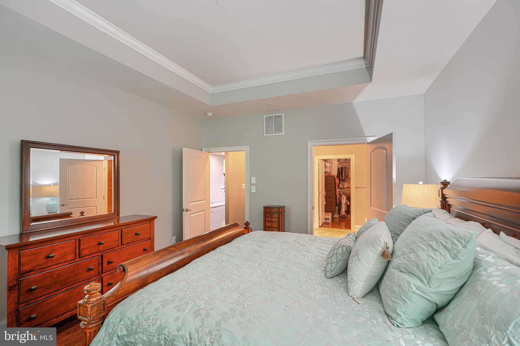 MEADOWVALE - Residential