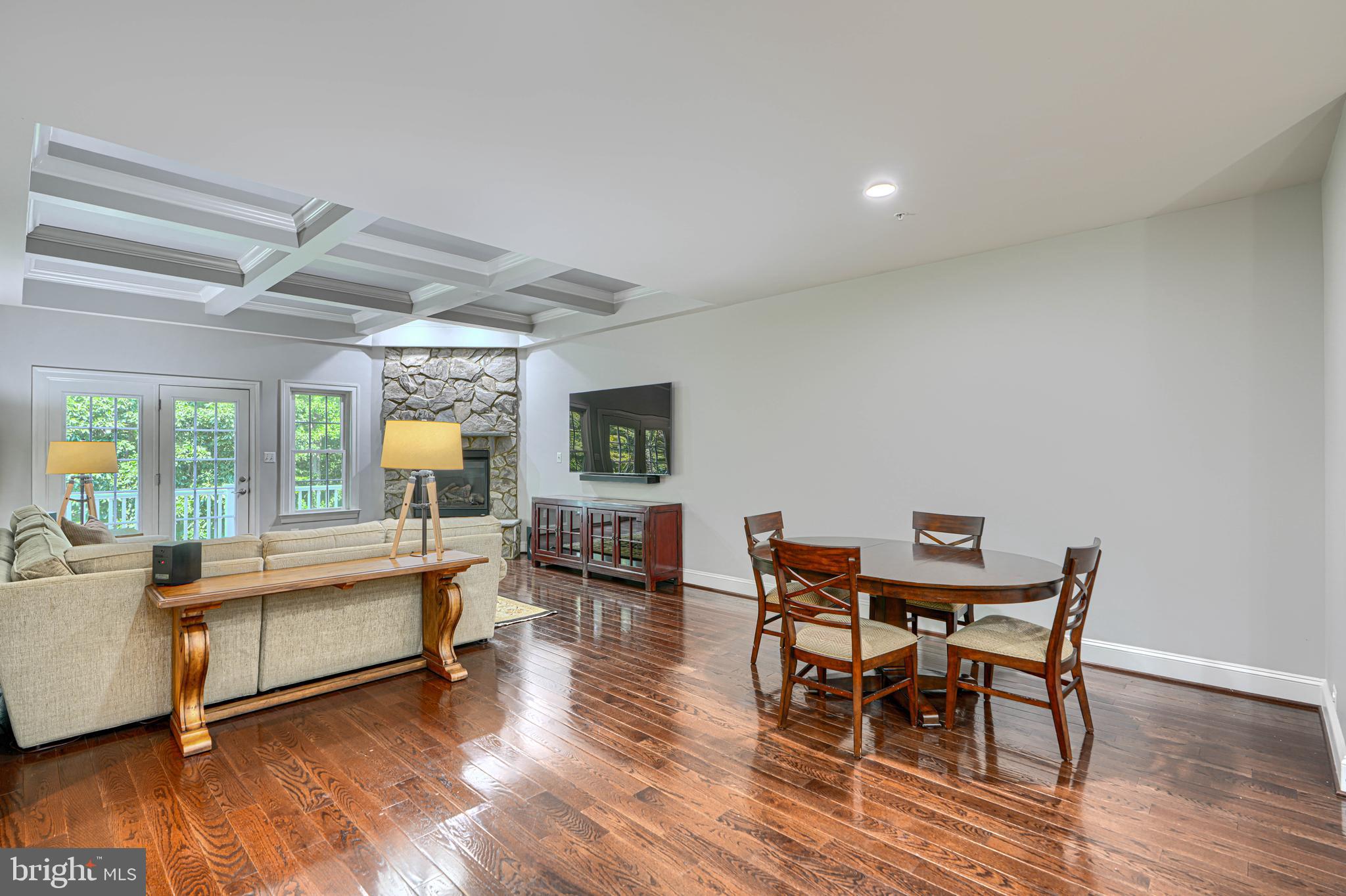 MEADOWVALE - Residential