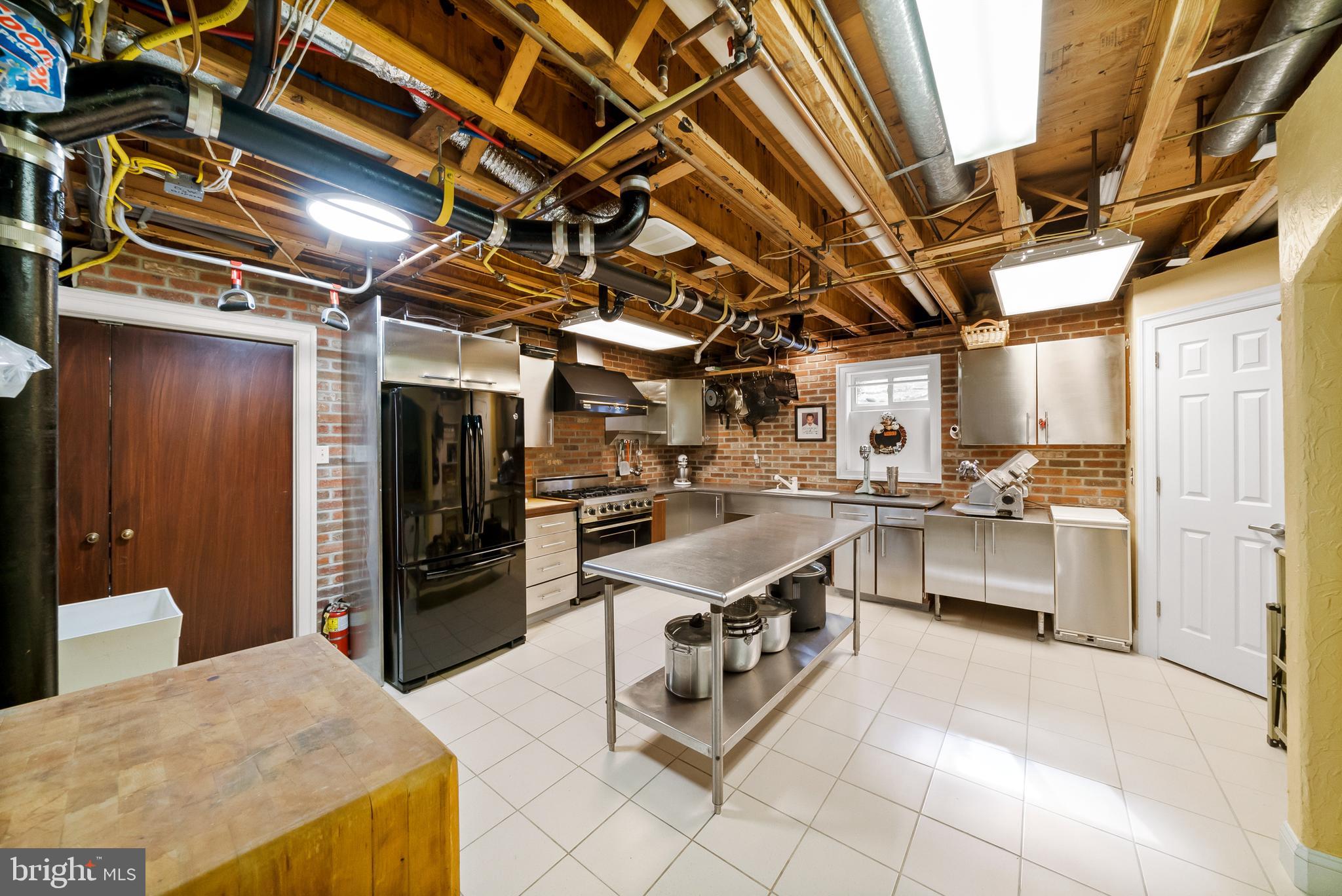 PINE RIDGE - Residential