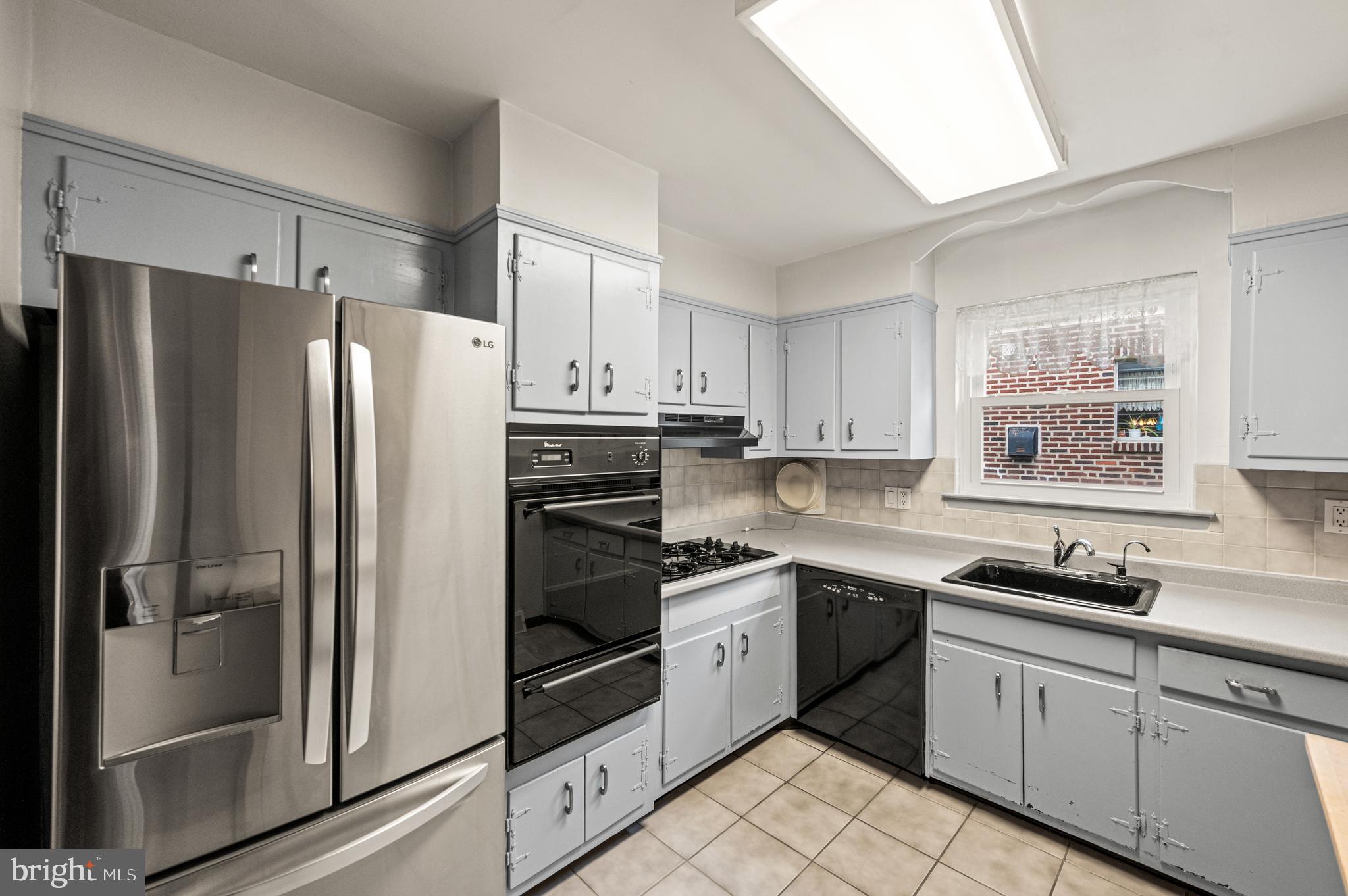 PHILADELPHIA (NORTHEAST) - Residential