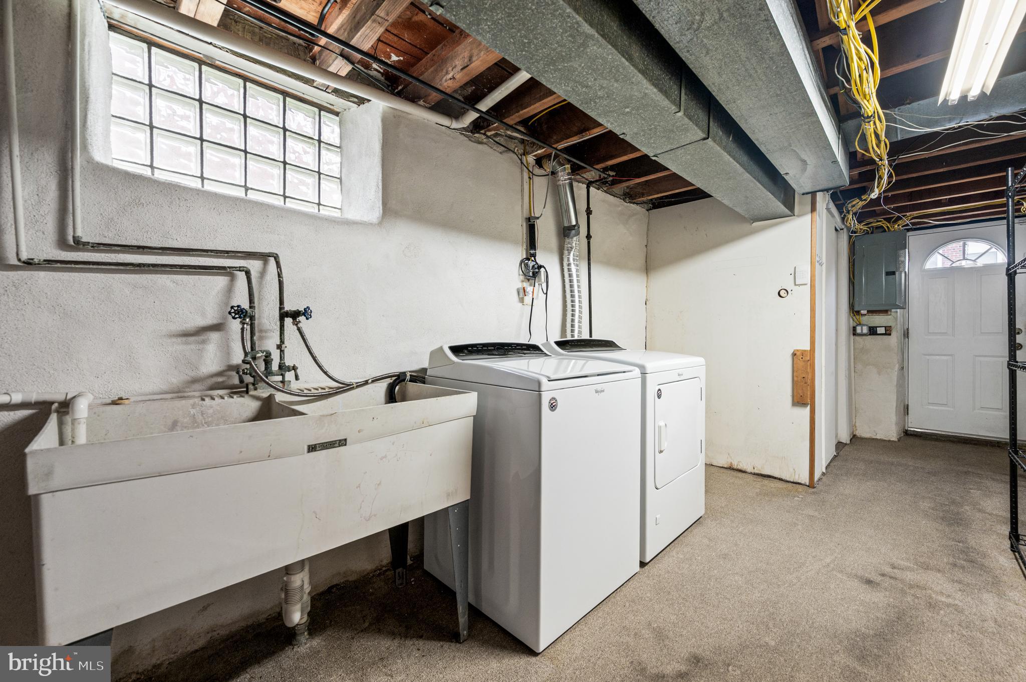 PHILADELPHIA (NORTHEAST) - Residential