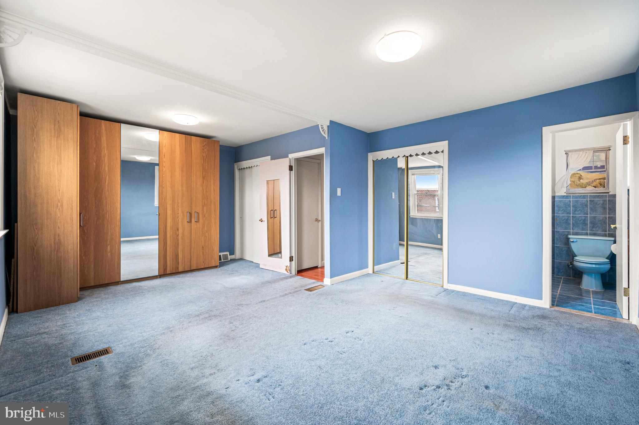 PHILADELPHIA (NORTHEAST) - Residential