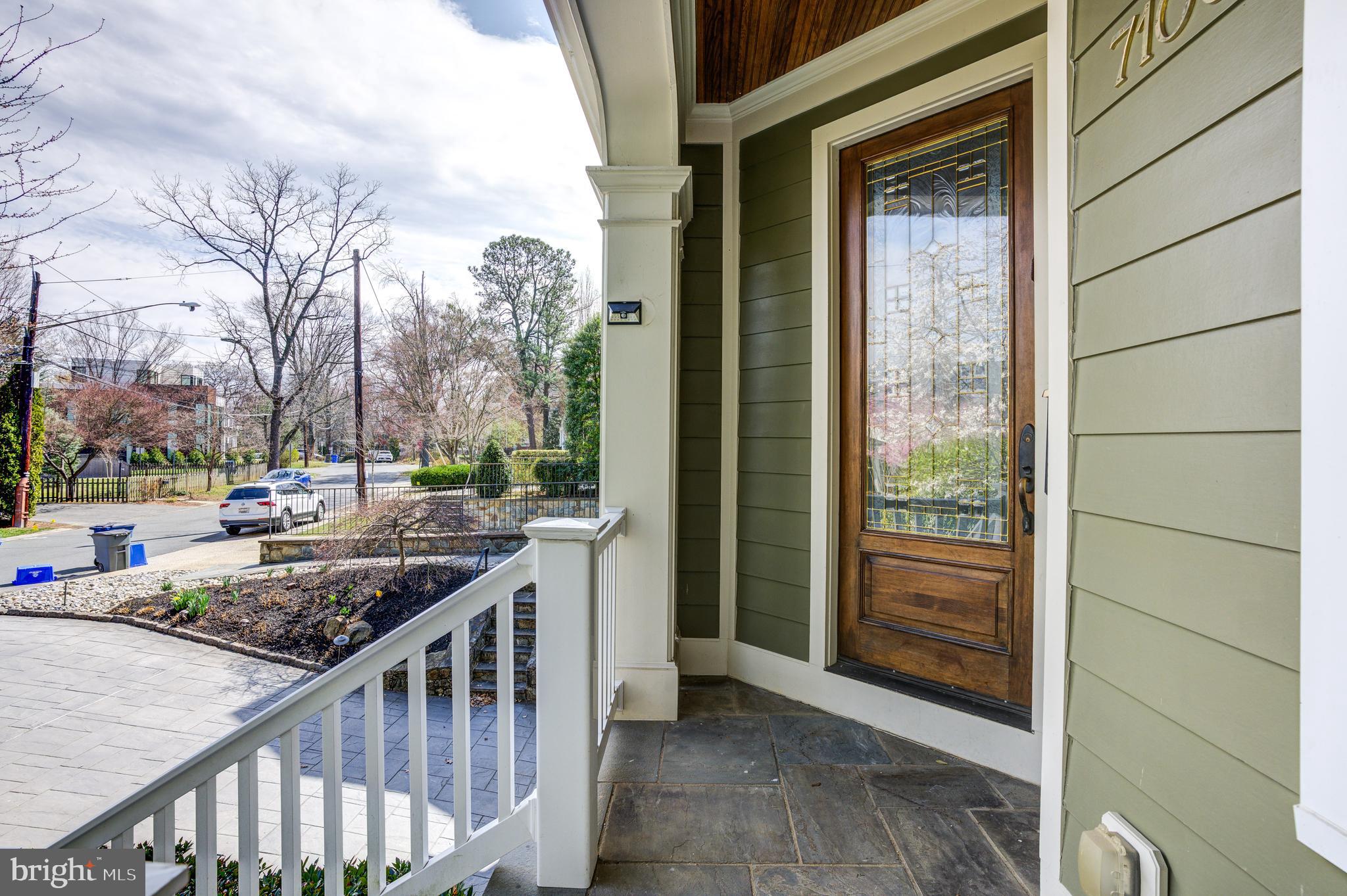 BRADLEY HILLS - Residential