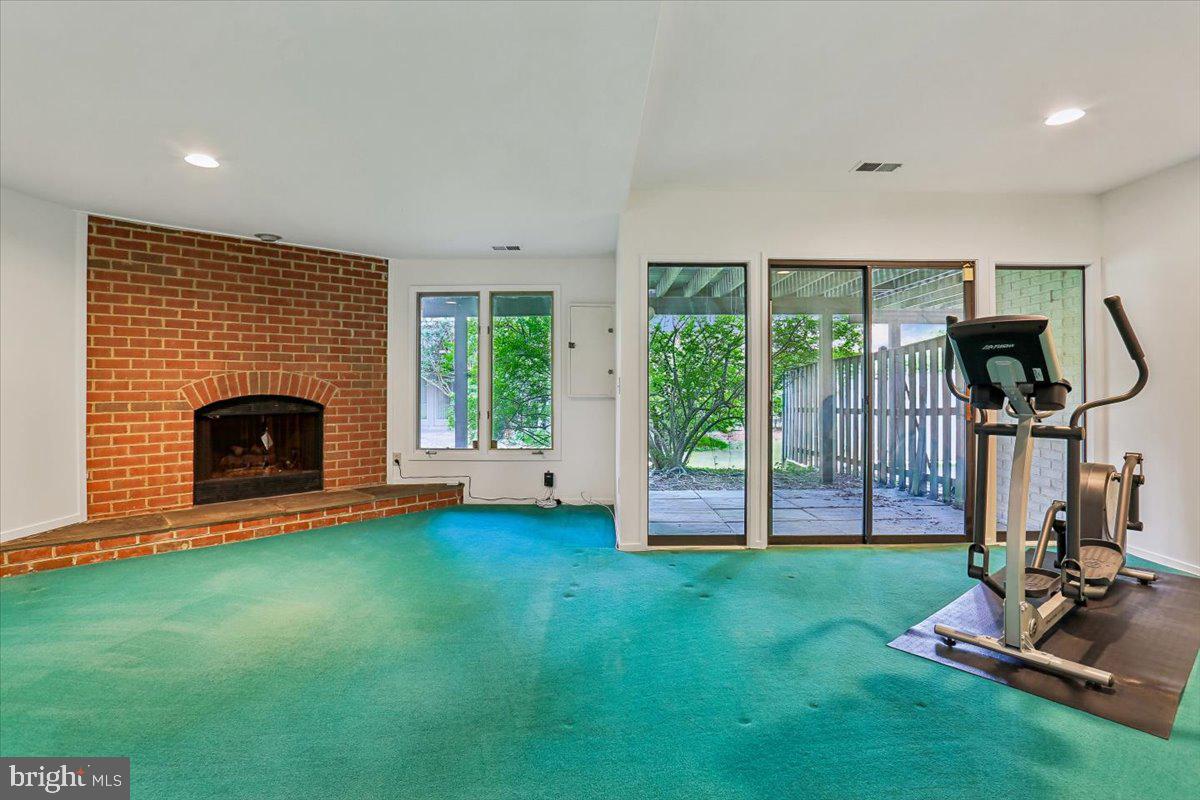 TIMBERLAWN - Residential
