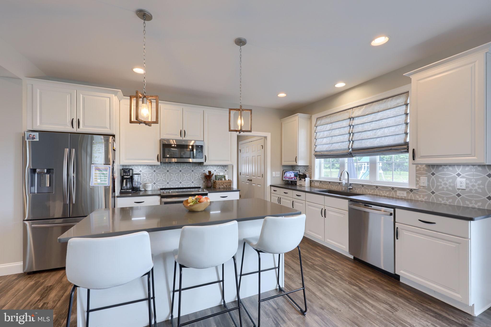 HAWK VALLEY ESTATES - Residential