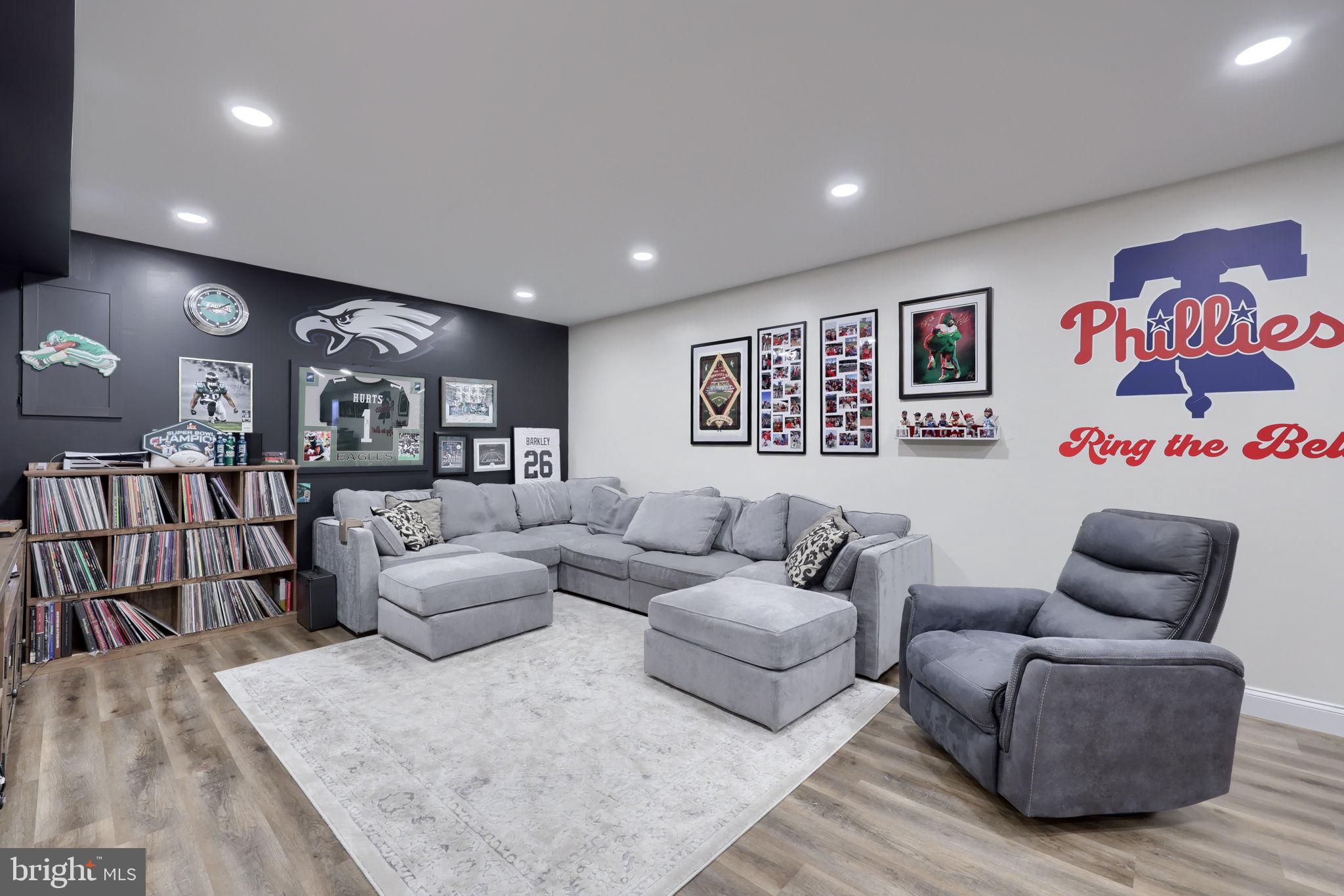 HAWK VALLEY ESTATES - Residential