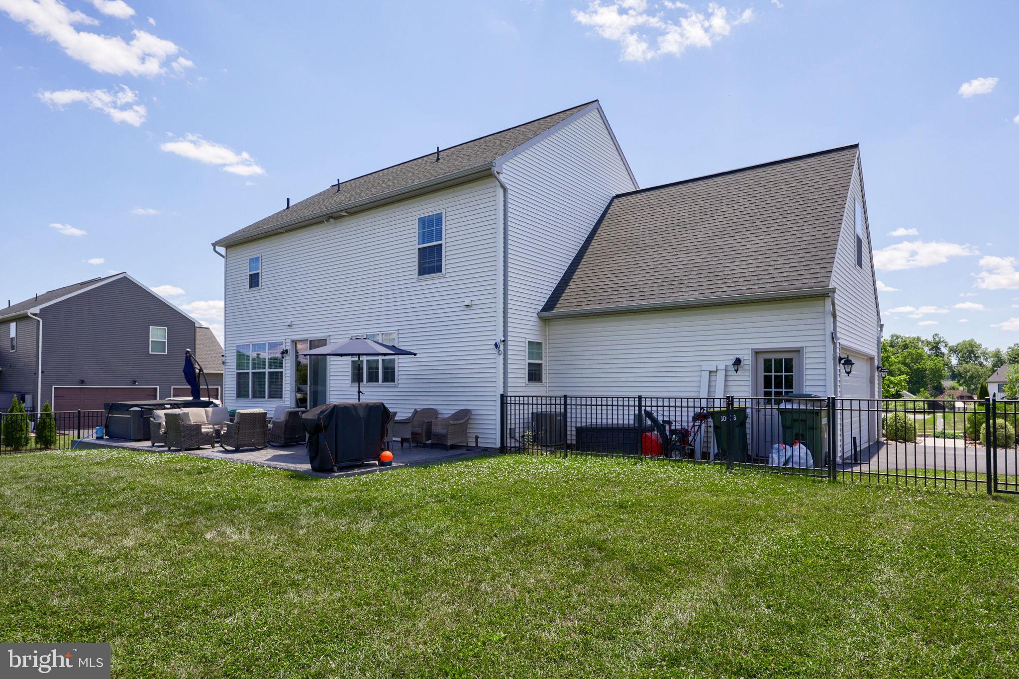 HAWK VALLEY ESTATES - Residential
