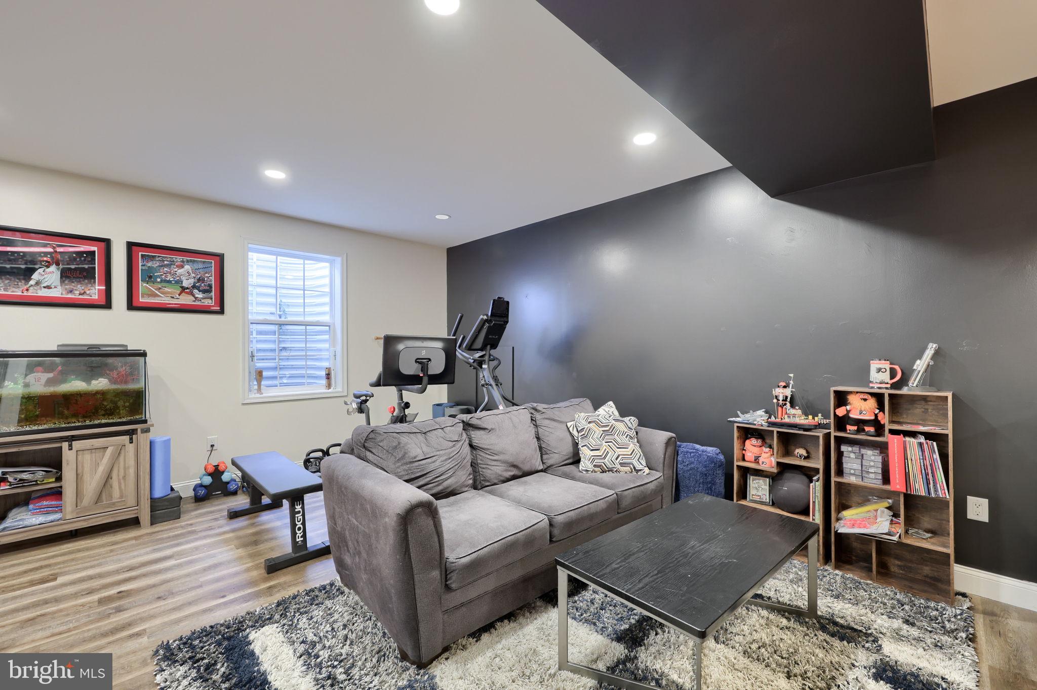HAWK VALLEY ESTATES - Residential